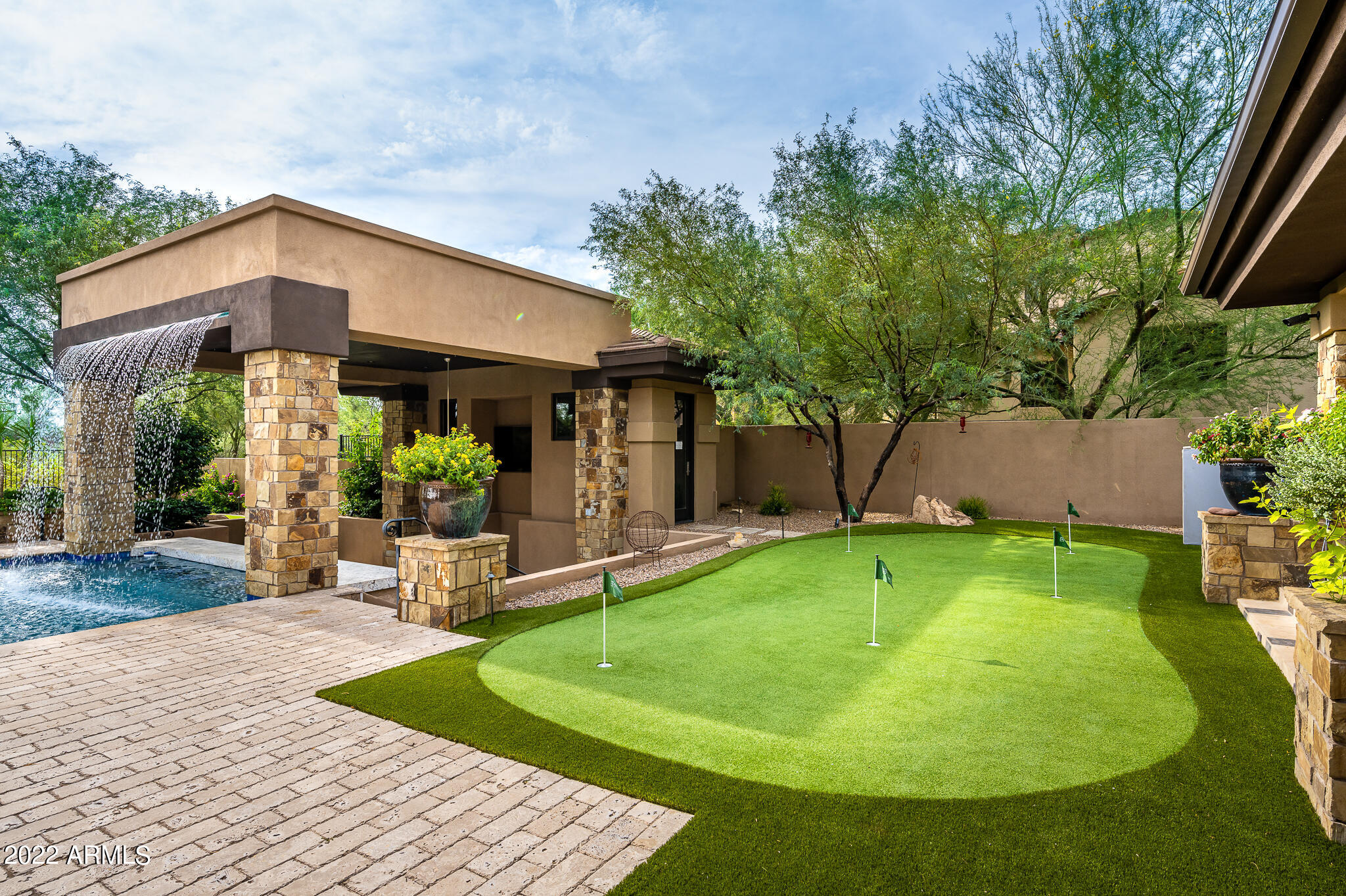 DC RANCH - Residential
