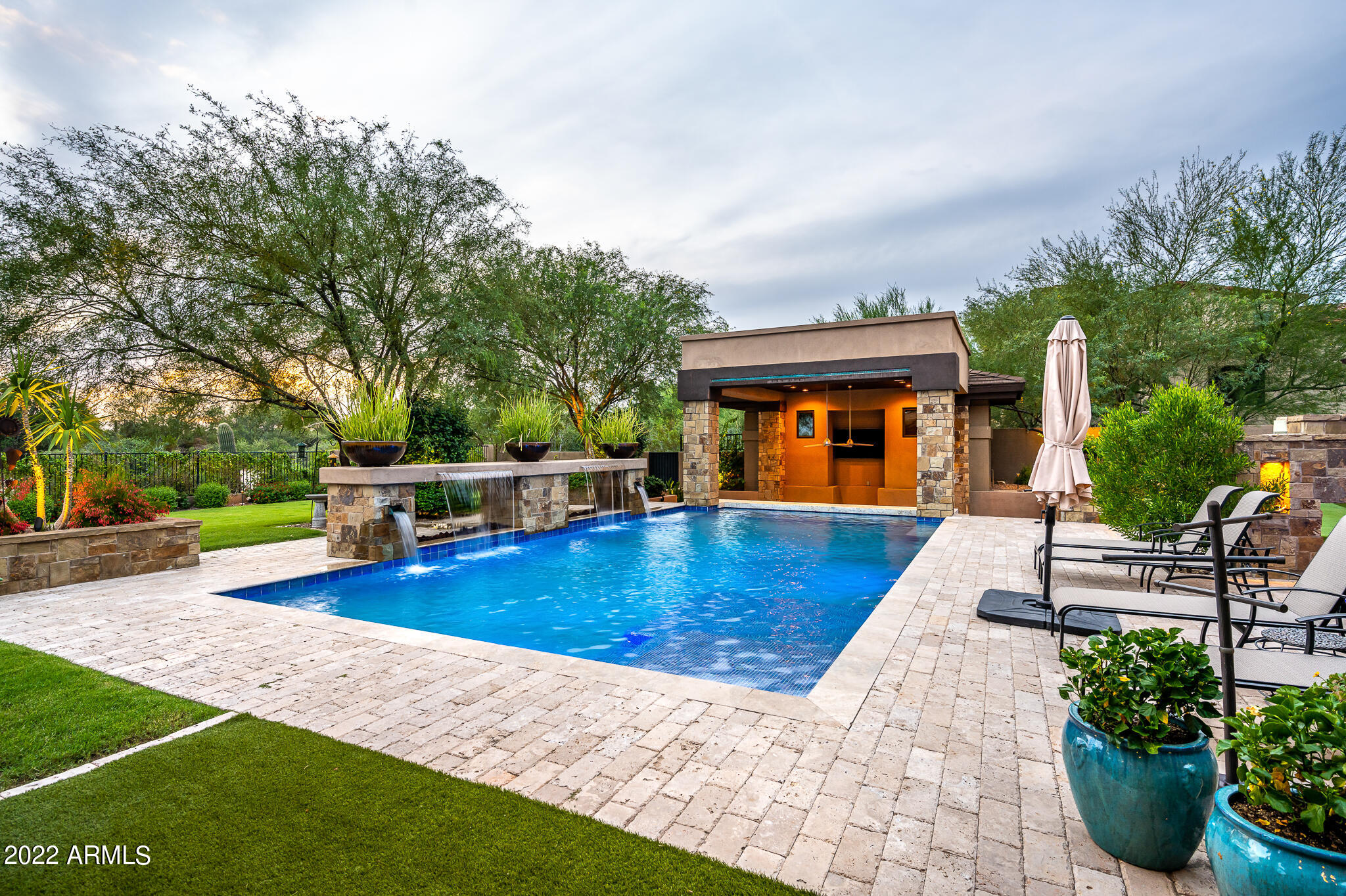 DC RANCH - Residential