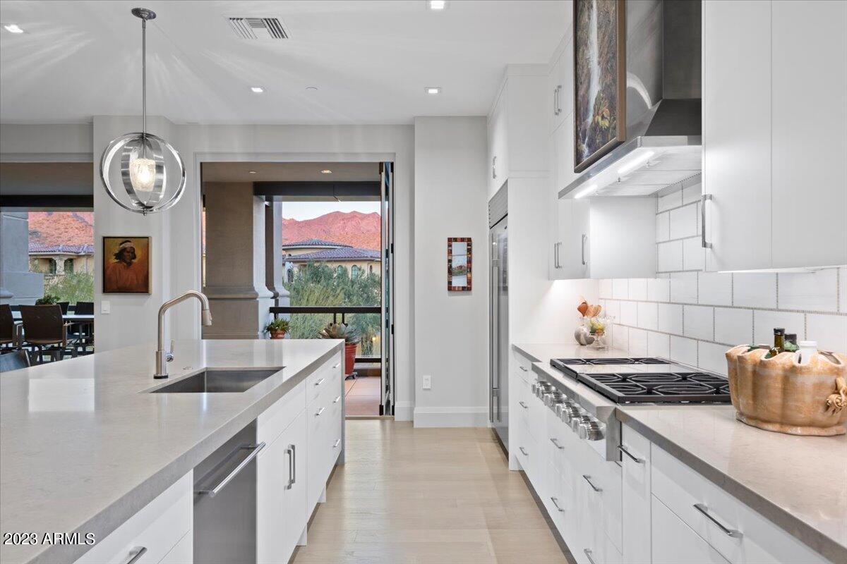 Sterling at Silverleaf Condominium - Residential