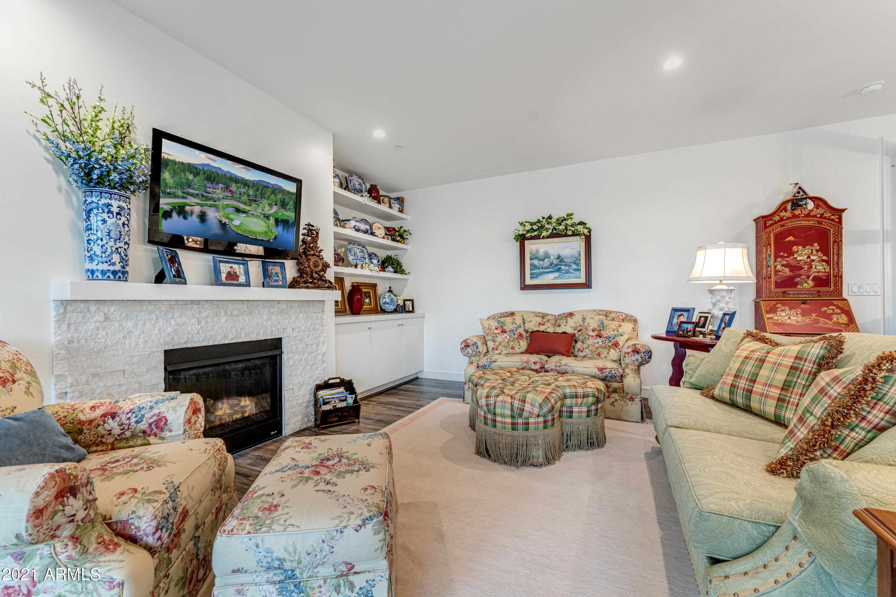 Pine Canyon - Residential