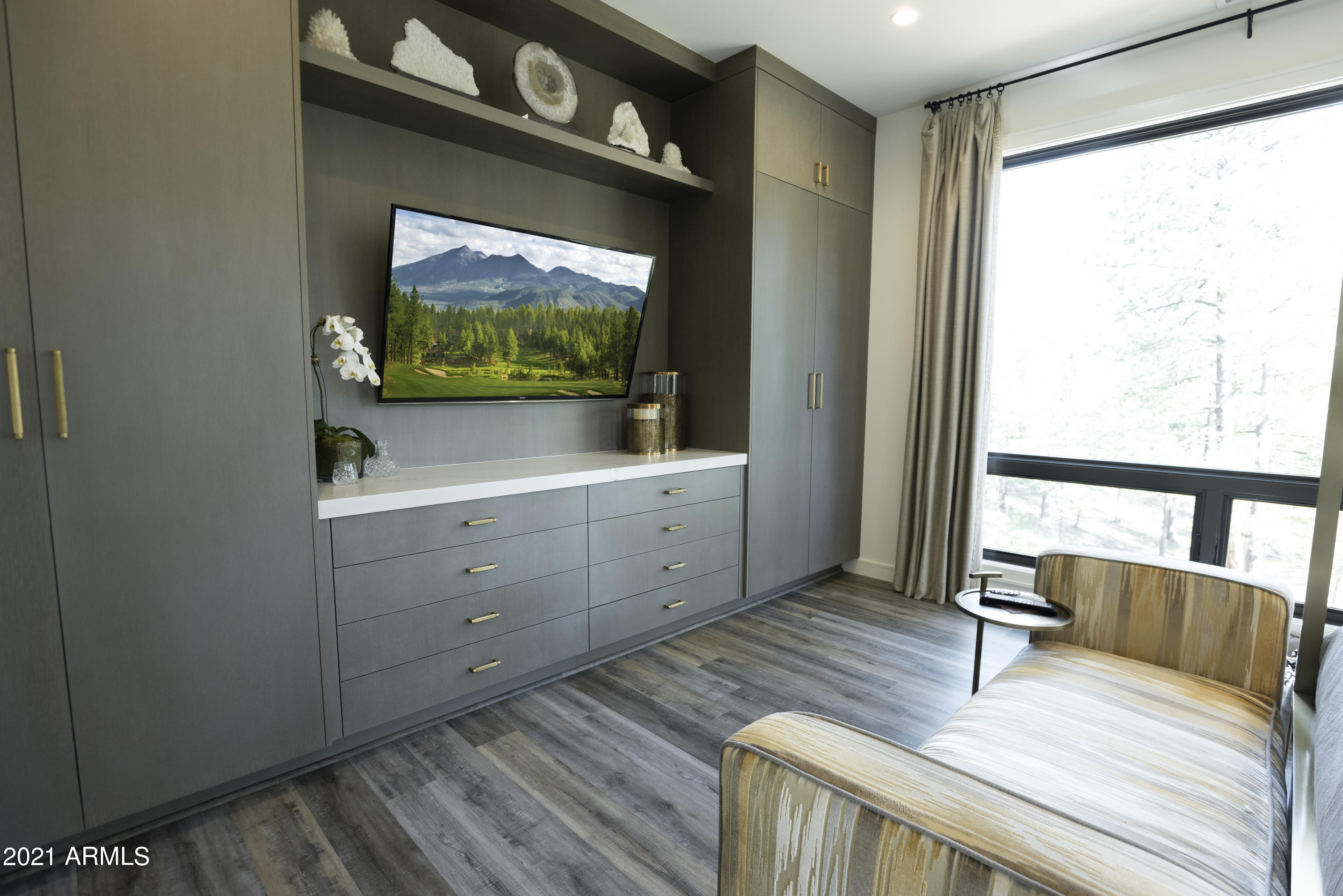 Pine Canyon - Residential