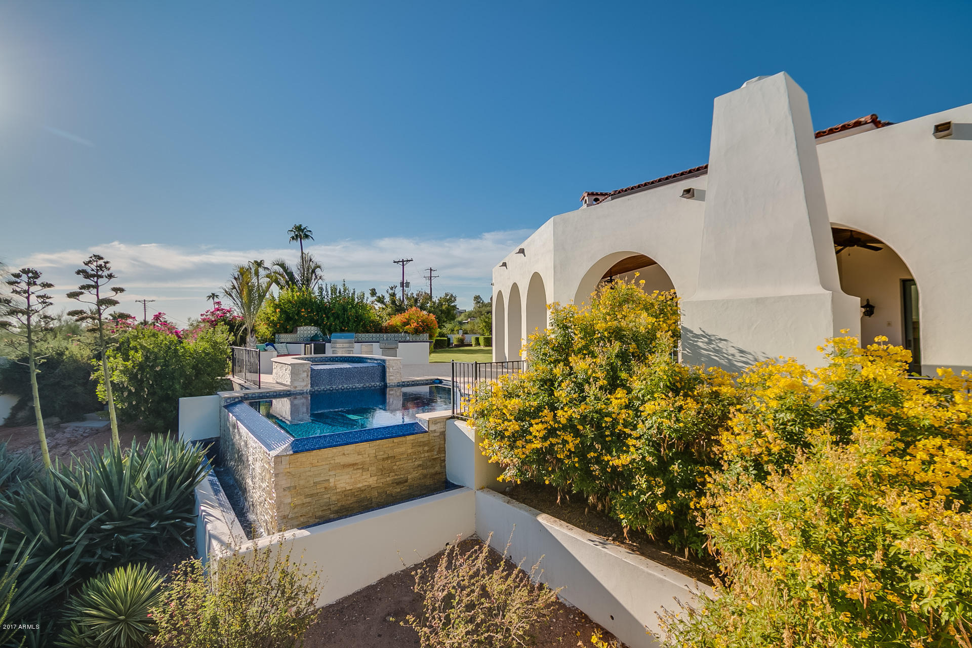 RED ROCK - Residential
