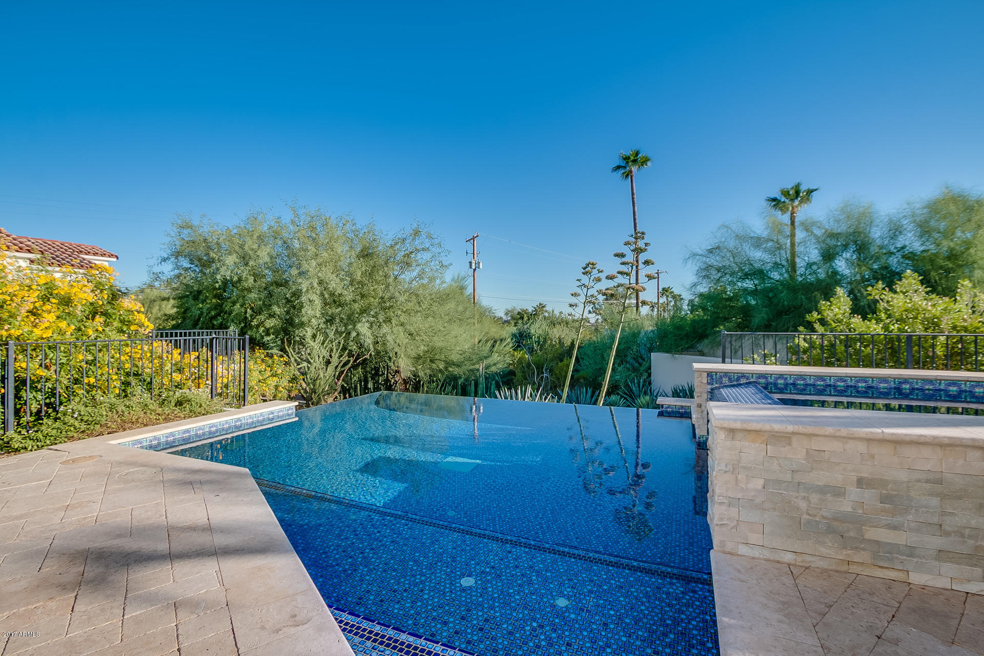 RED ROCK - Residential