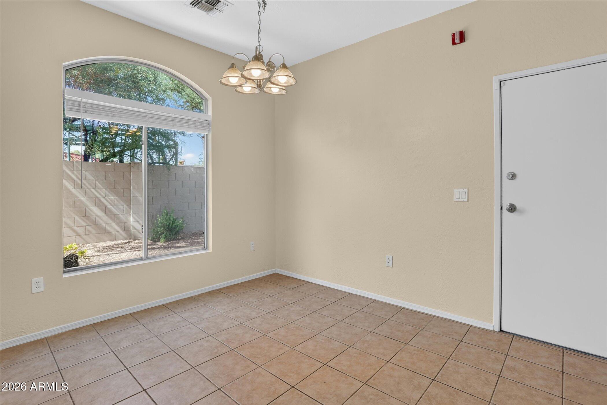 TRE BELLAVIA CONDOMINIUM - Residential