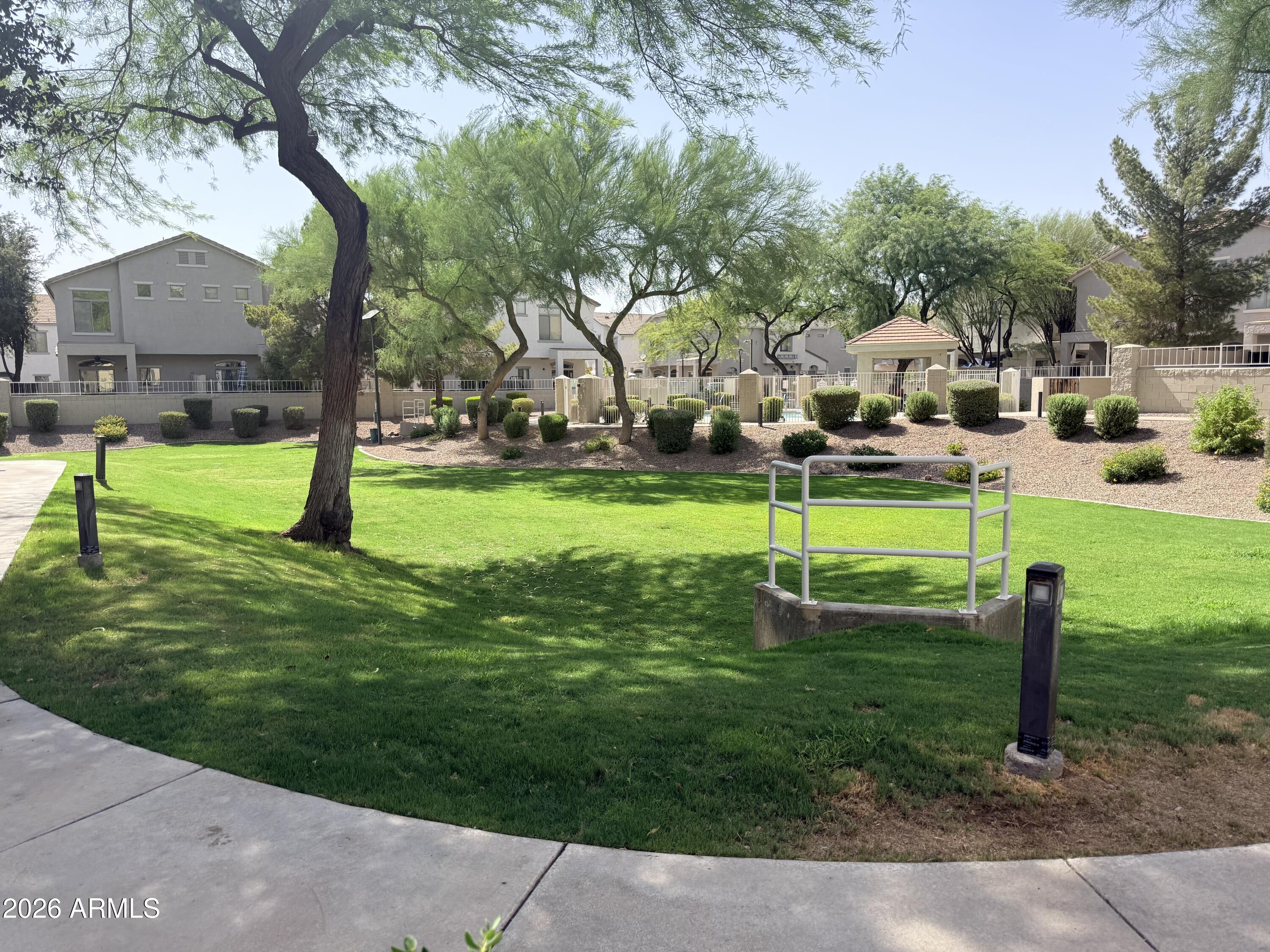 TRE BELLAVIA CONDOMINIUM - Residential