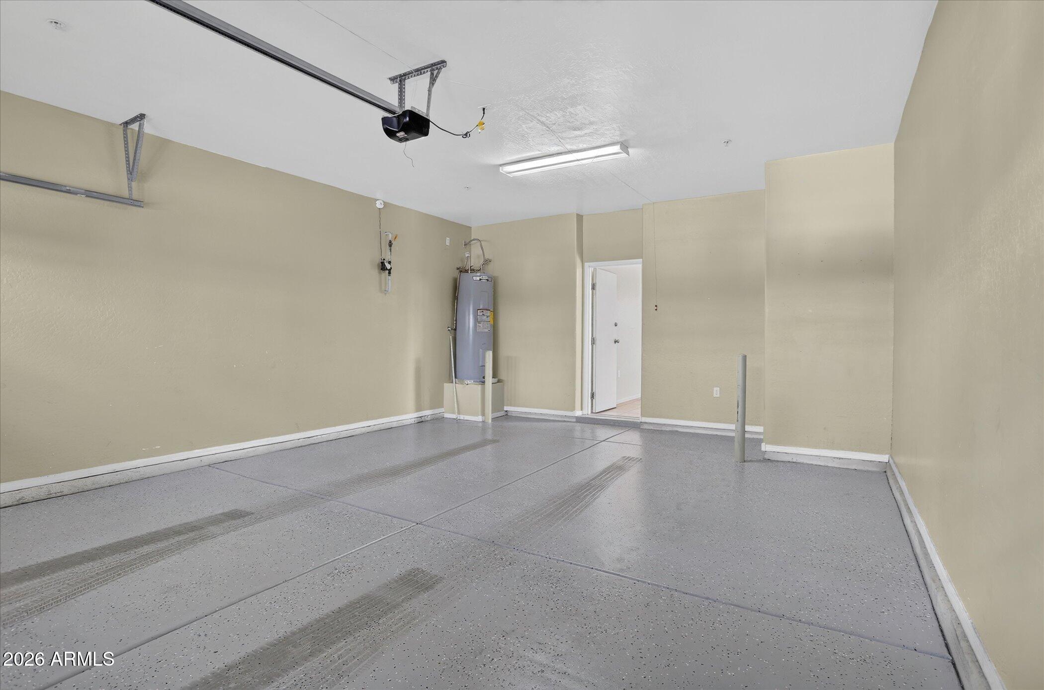 TRE BELLAVIA CONDOMINIUM - Residential