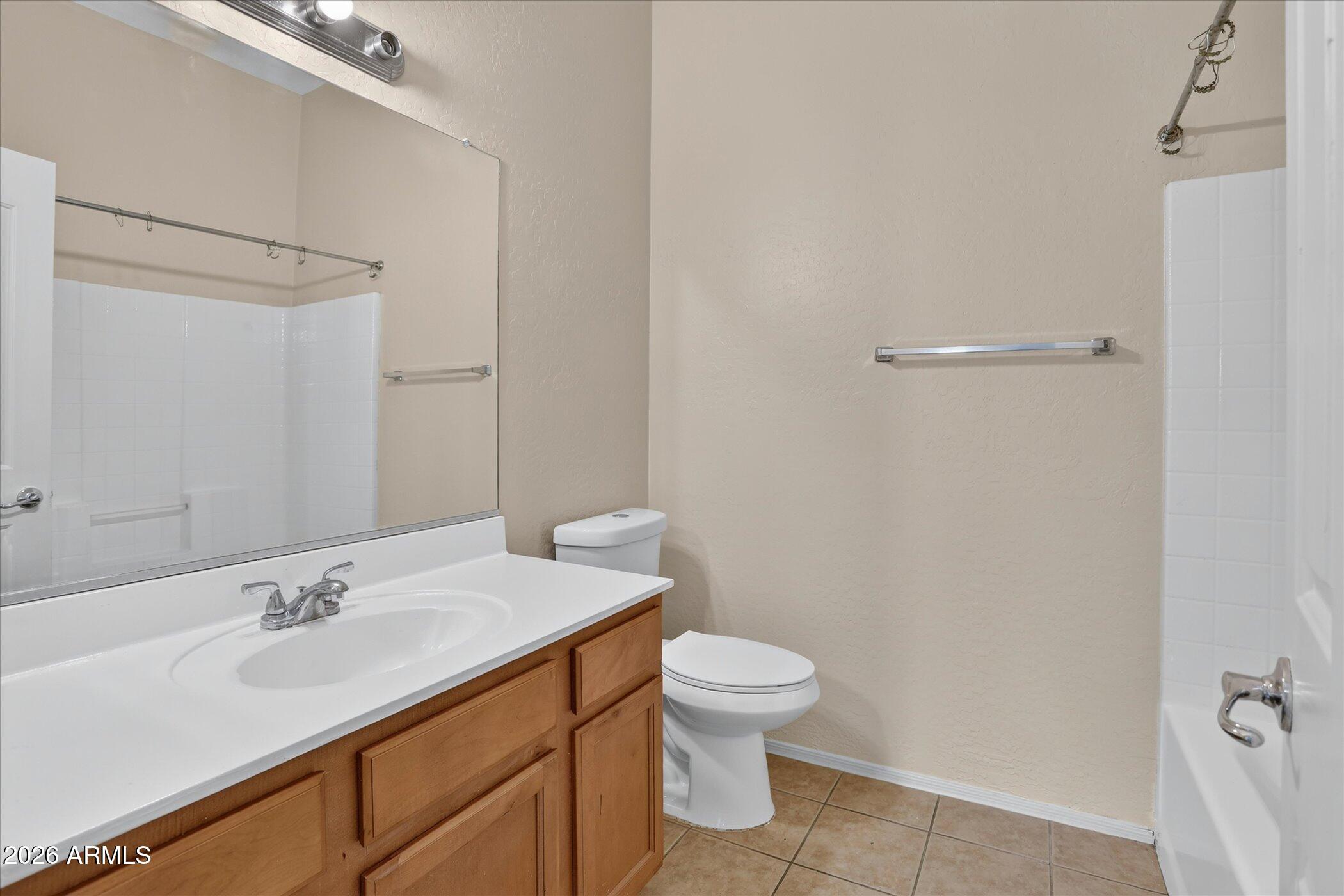 TRE BELLAVIA CONDOMINIUM - Residential