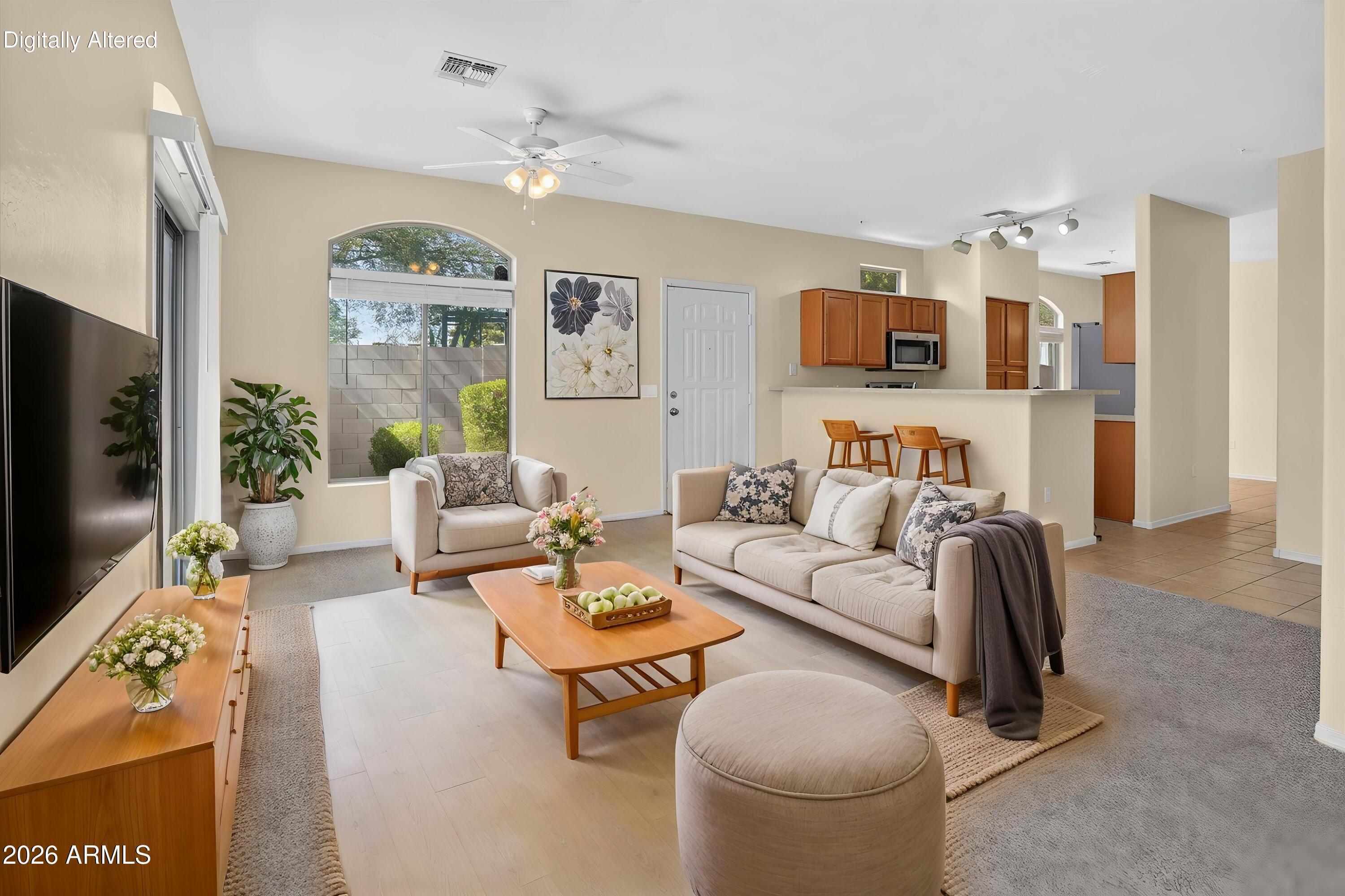 TRE BELLAVIA CONDOMINIUM - Residential