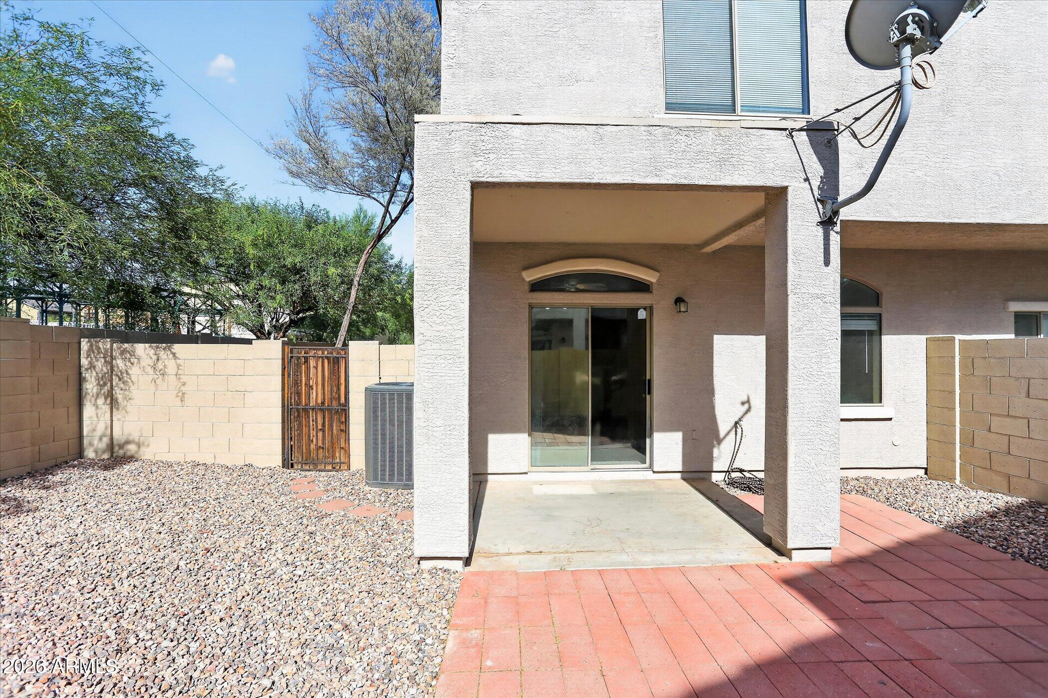 TRE BELLAVIA CONDOMINIUM - Residential