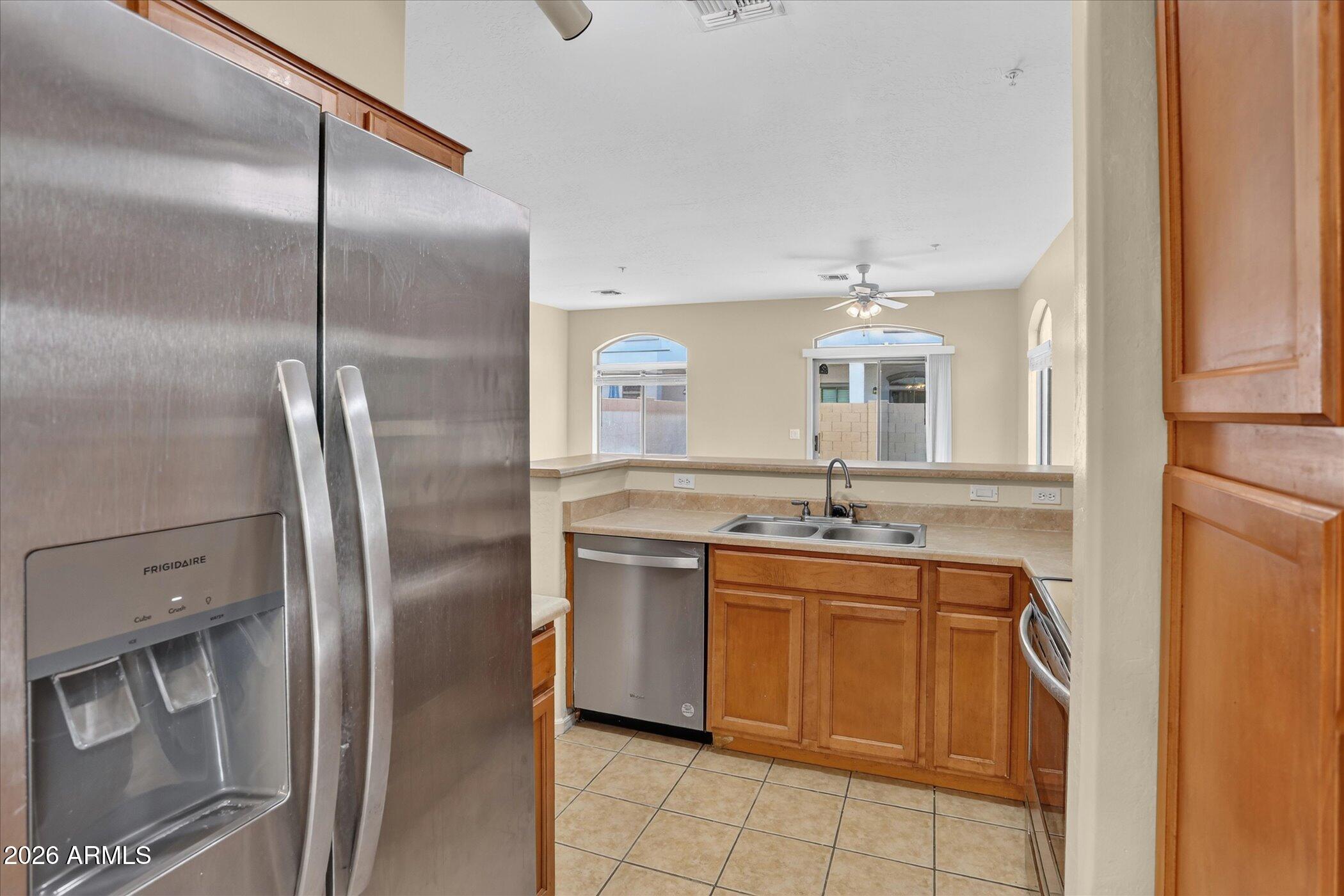 TRE BELLAVIA CONDOMINIUM - Residential