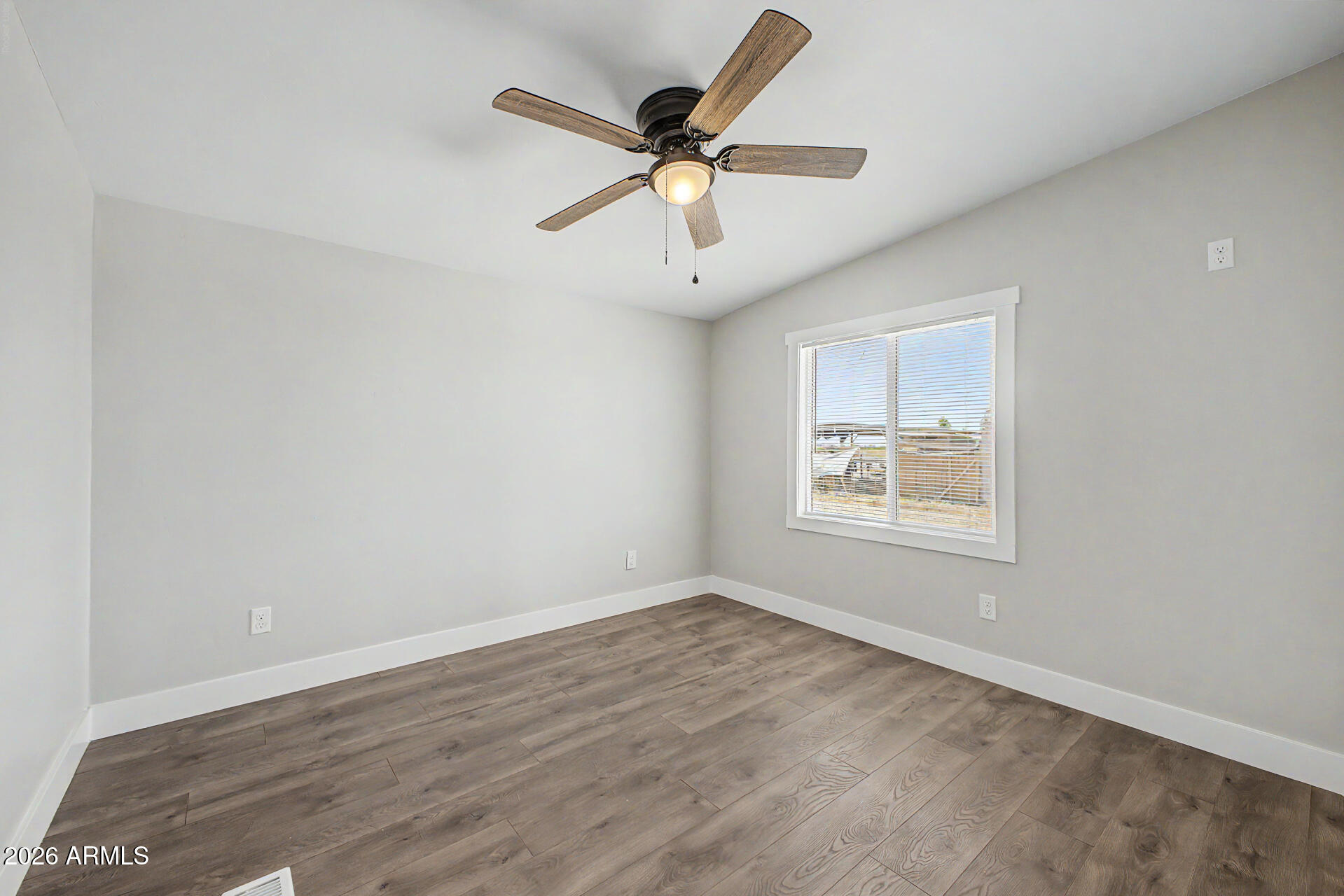 COYOTE RIDGE - Residential