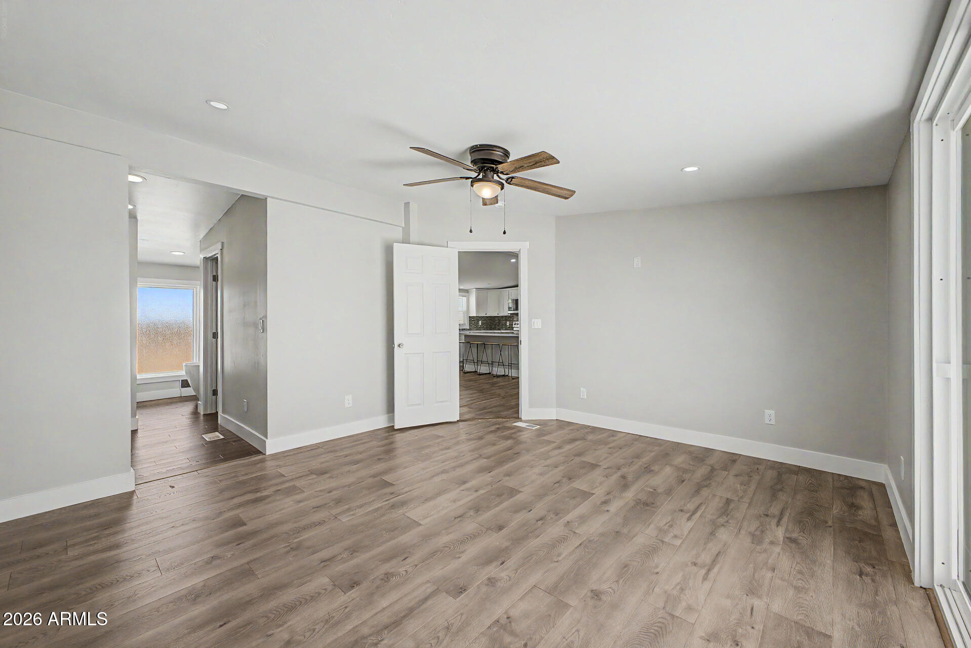 COYOTE RIDGE - Residential