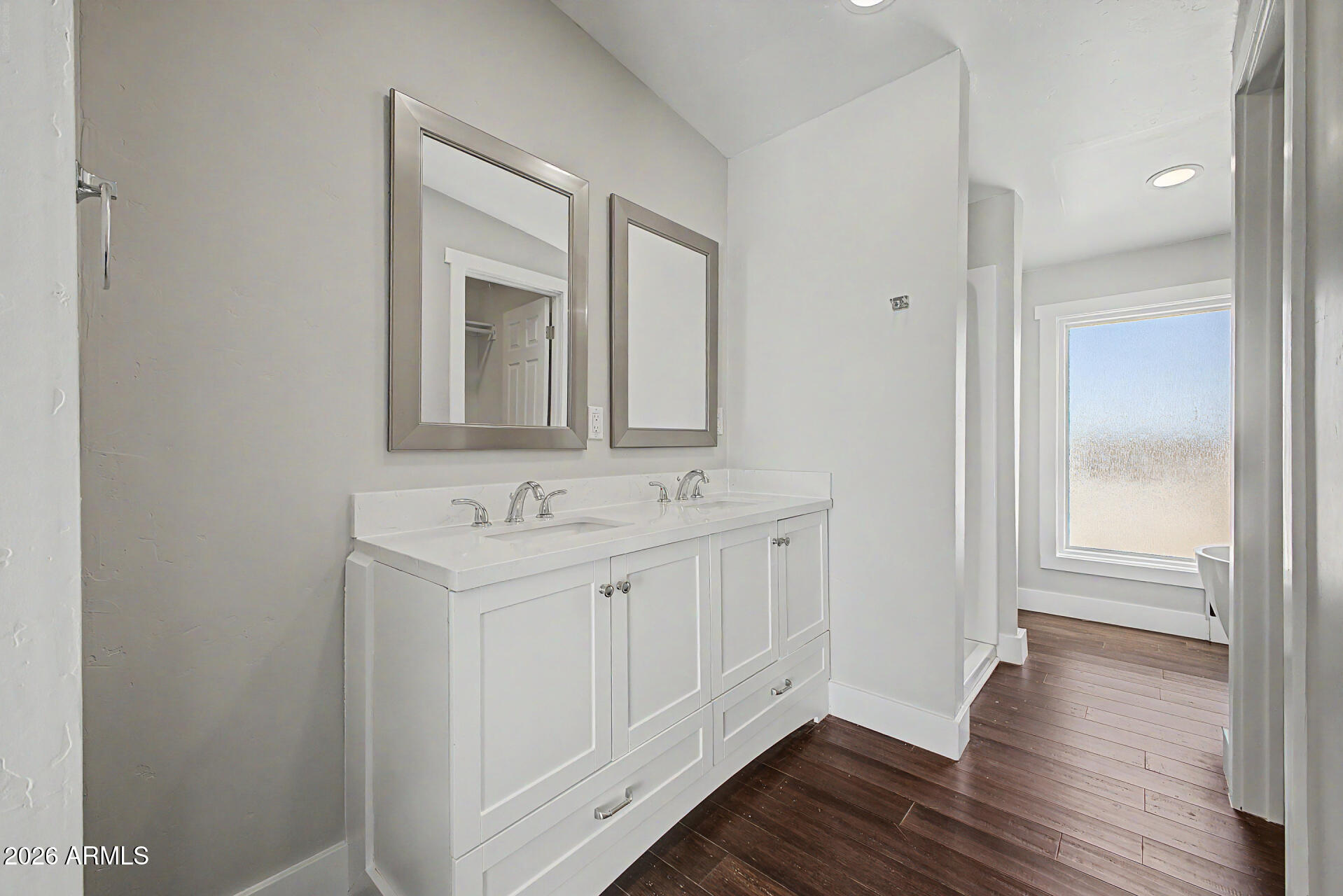 COYOTE RIDGE - Residential
