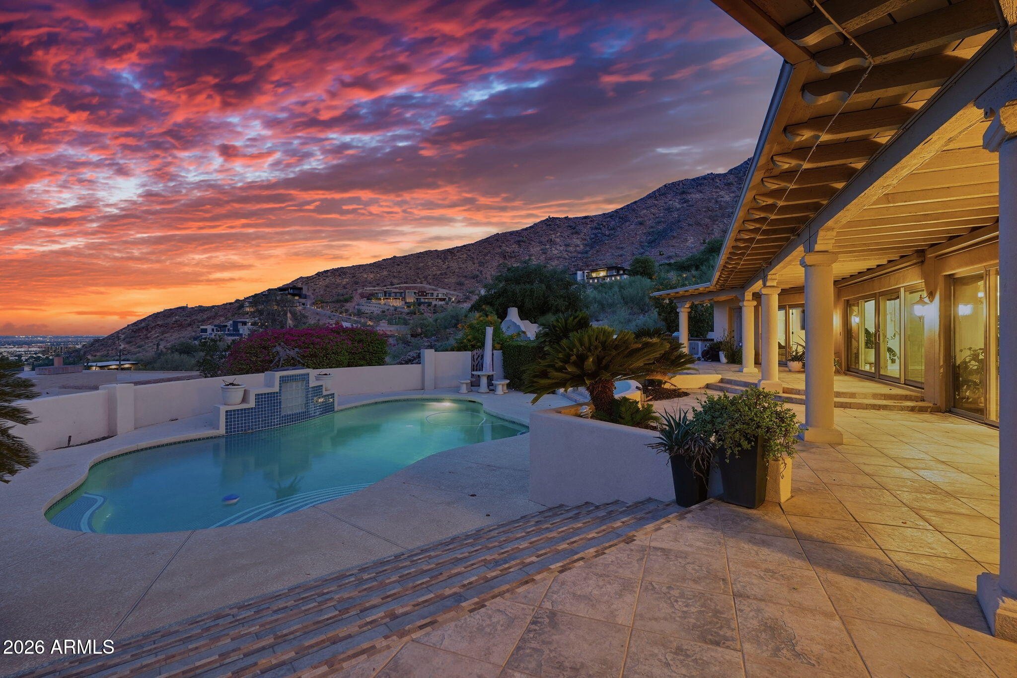 ROLLING HILLS HEIGHTS - Residential