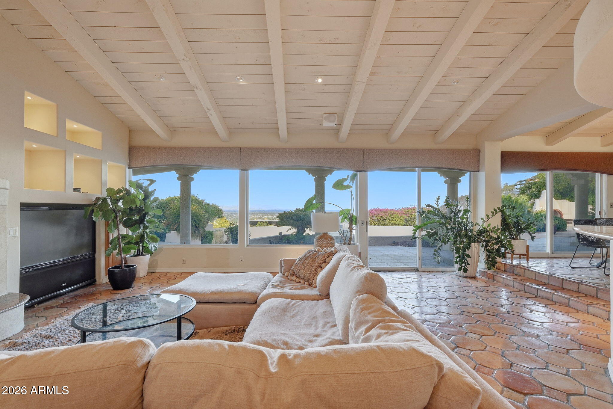 ROLLING HILLS HEIGHTS - Residential