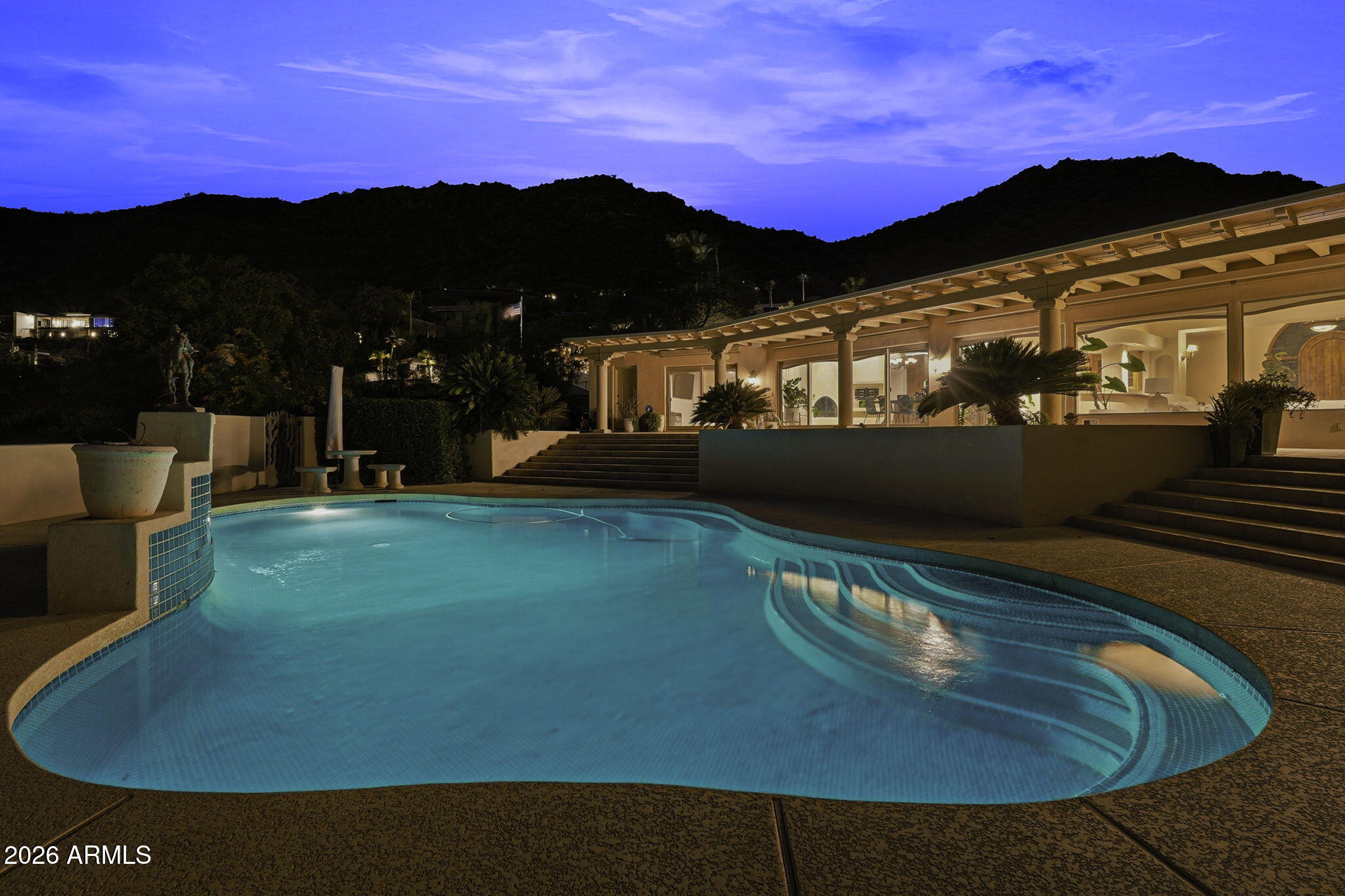 ROLLING HILLS HEIGHTS - Residential