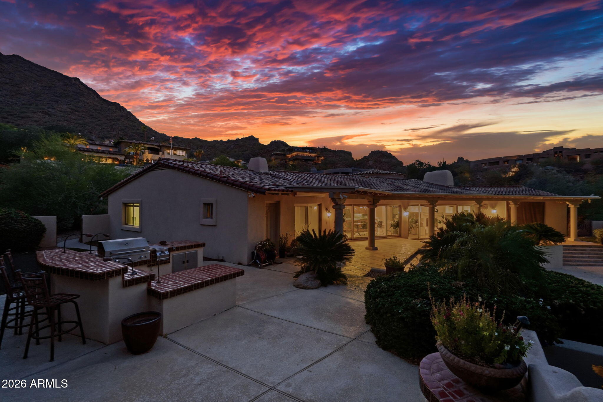 ROLLING HILLS HEIGHTS - Residential