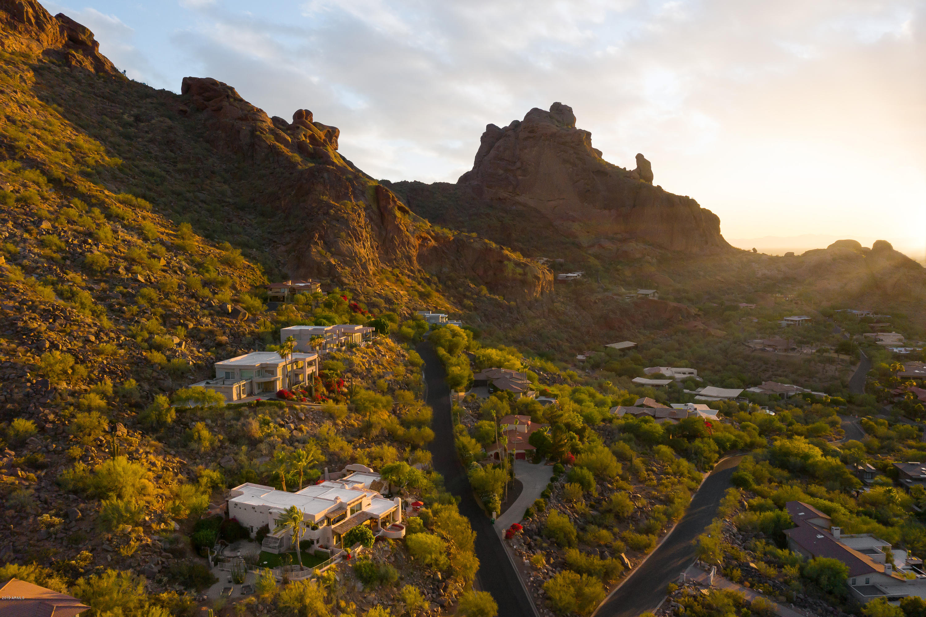 STONE CANYON EAST - Residential