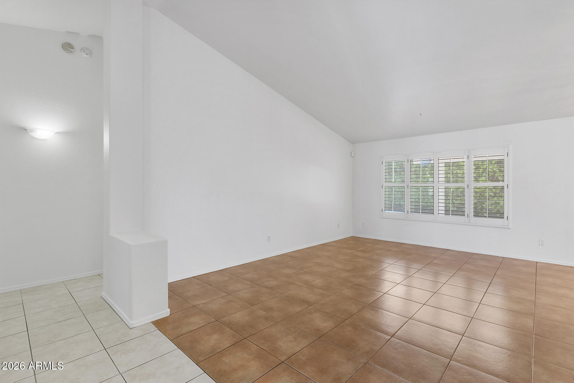 SIERRA RIDGE LOT 1-136 TR A-H - Residential