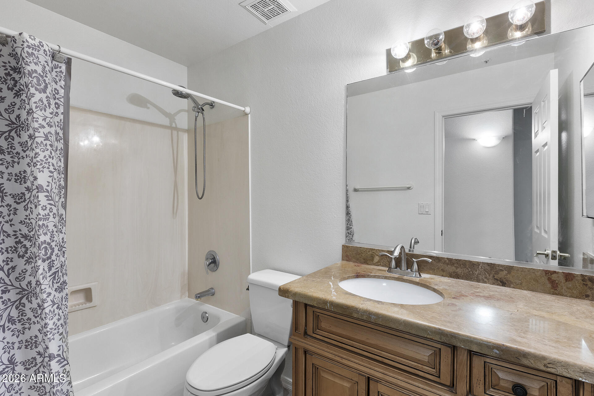 SIERRA RIDGE LOT 1-136 TR A-H - Residential