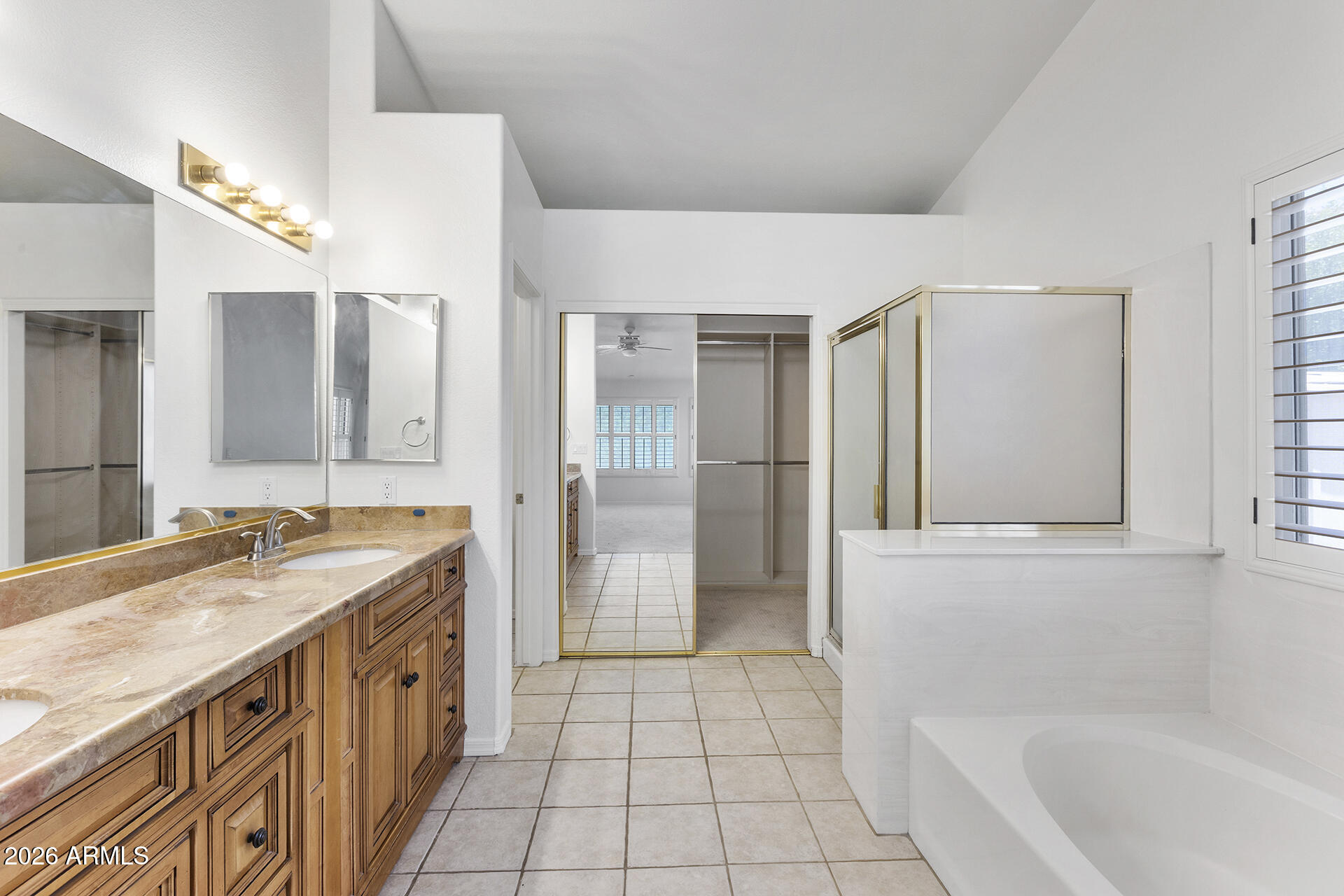 SIERRA RIDGE LOT 1-136 TR A-H - Residential