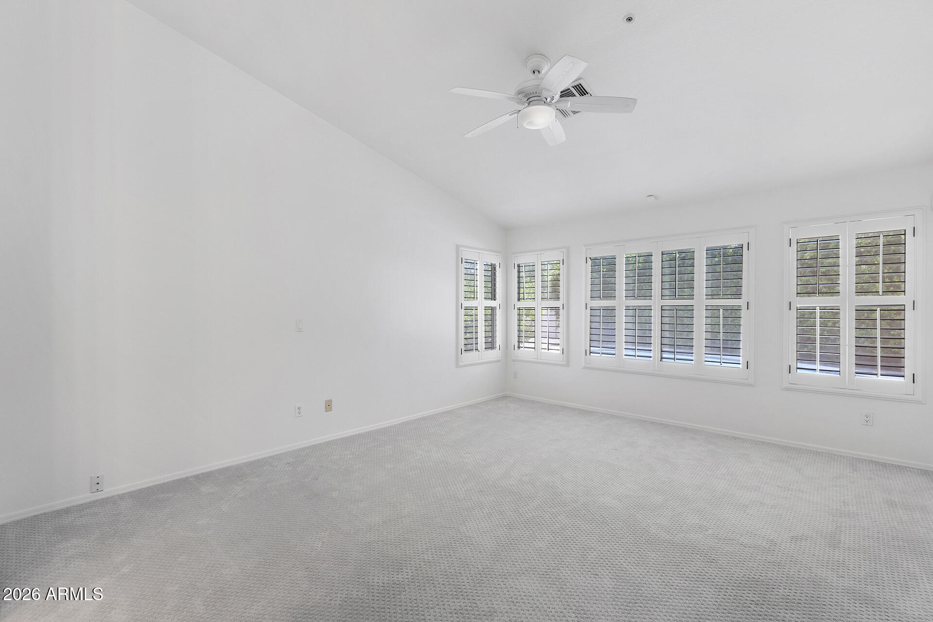 SIERRA RIDGE LOT 1-136 TR A-H - Residential