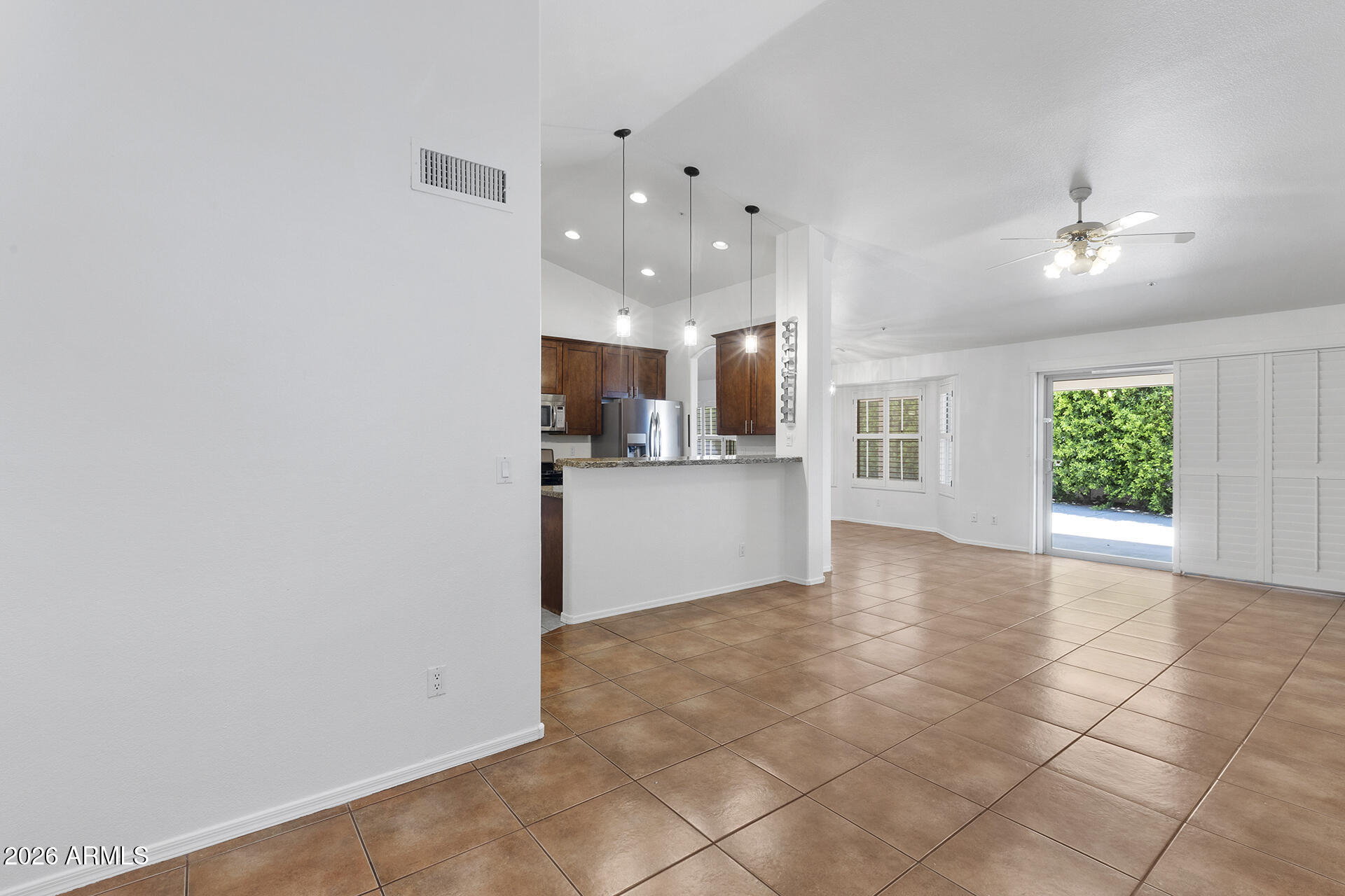 SIERRA RIDGE LOT 1-136 TR A-H - Residential