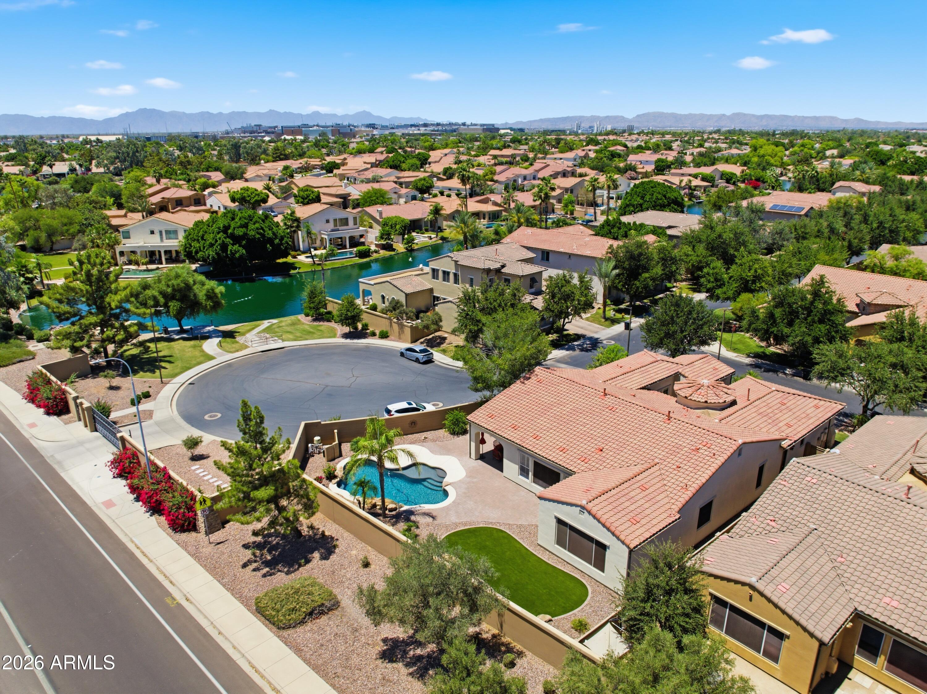 WINDWARD - Residential