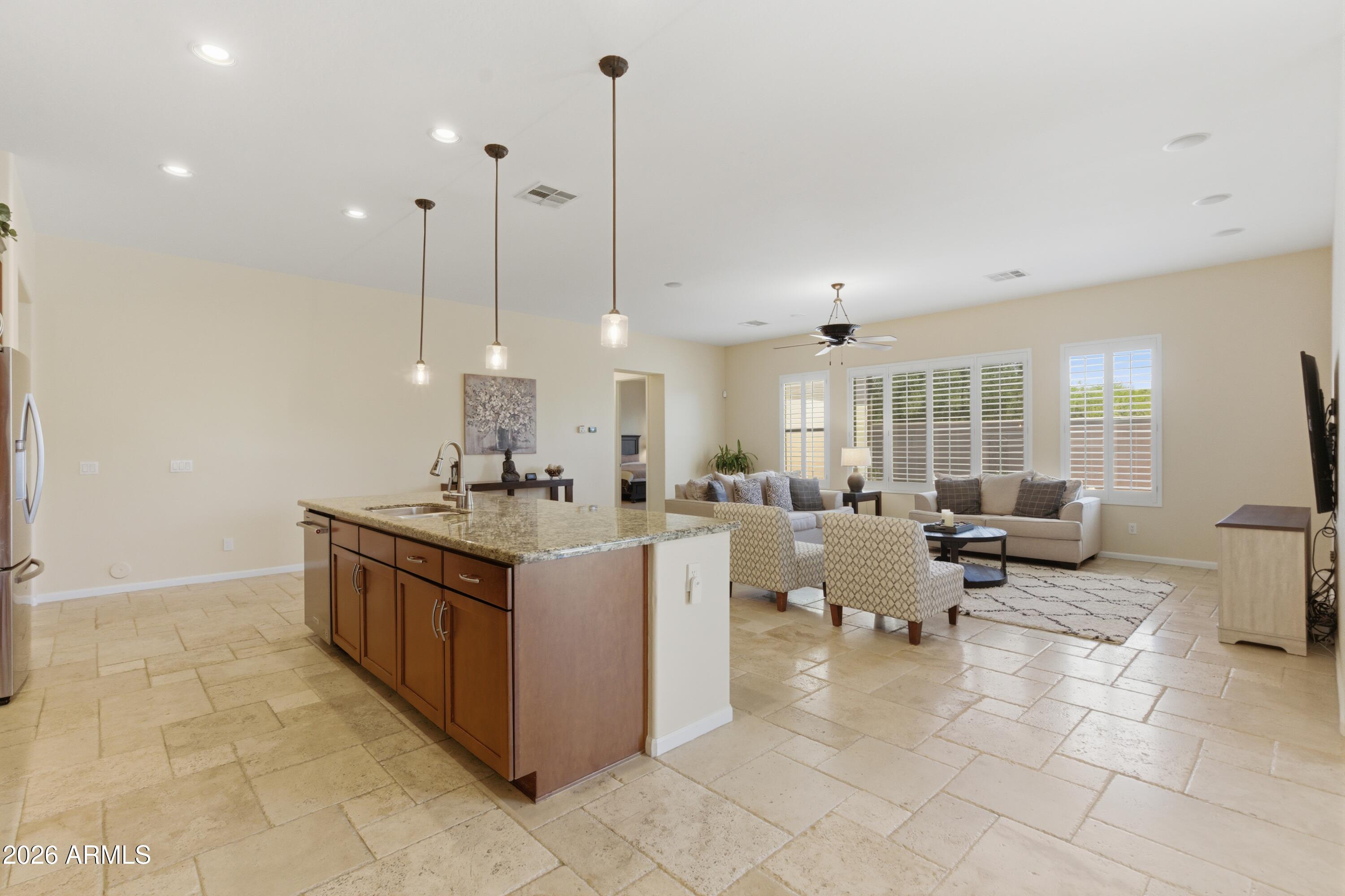 WINDWARD - Residential