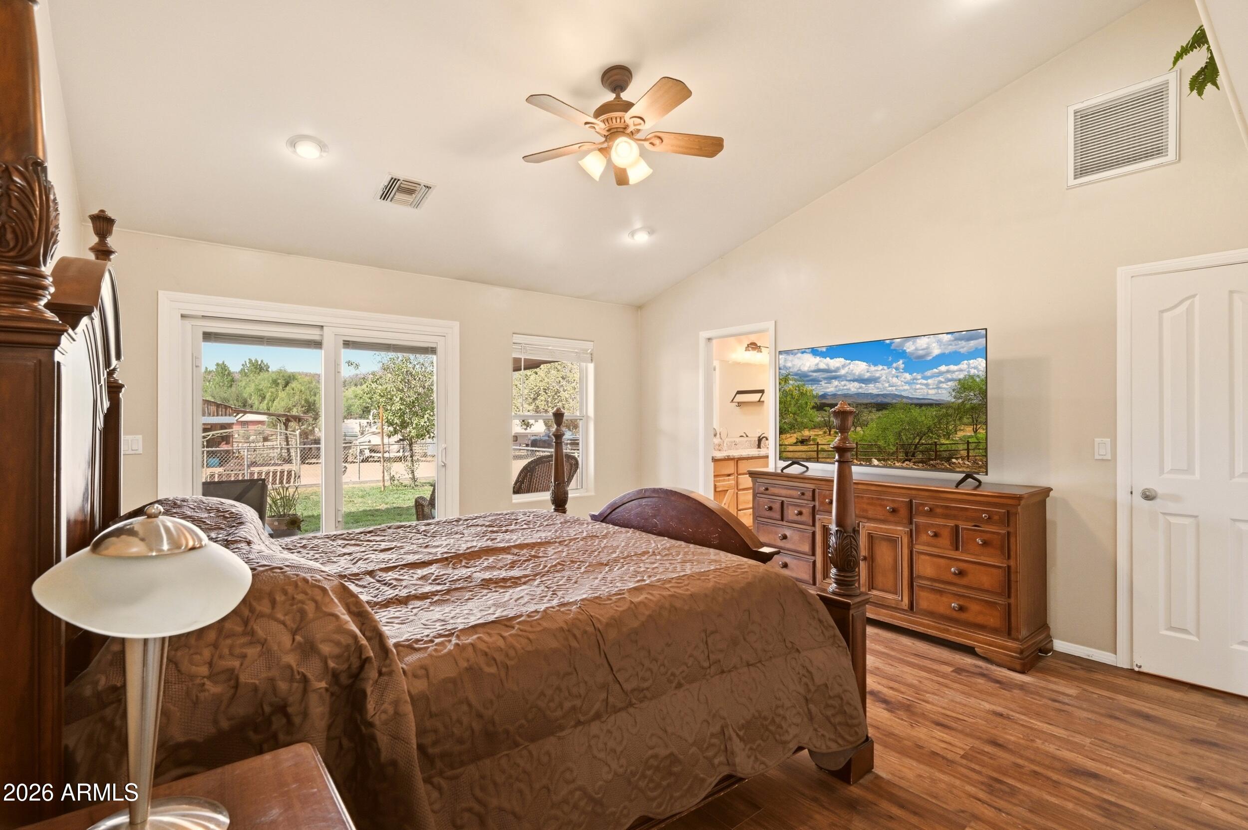 Round Valley - Residential