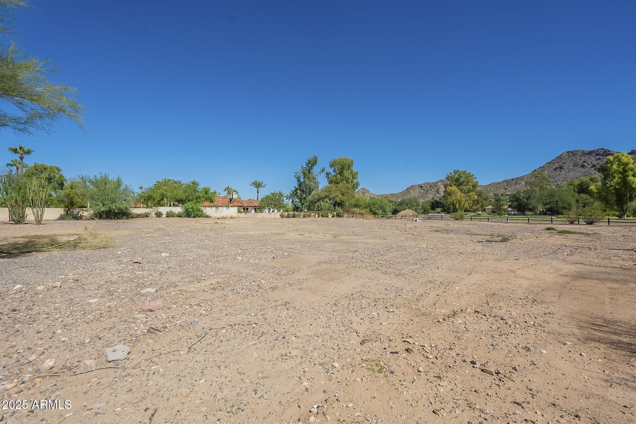 PARADISE HILLS LOT 68-99 - Land