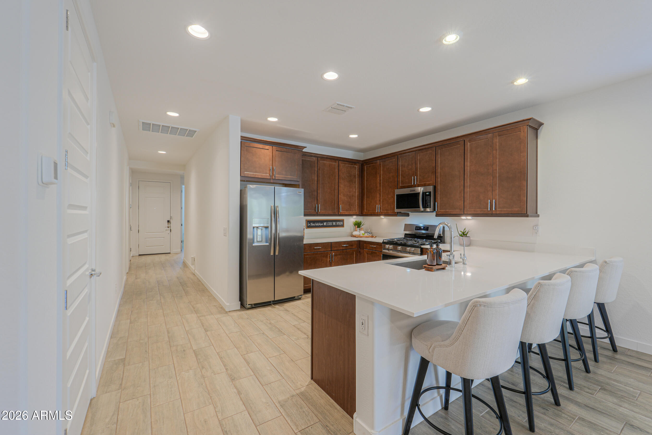 MIDDLE VISTAS - Residential