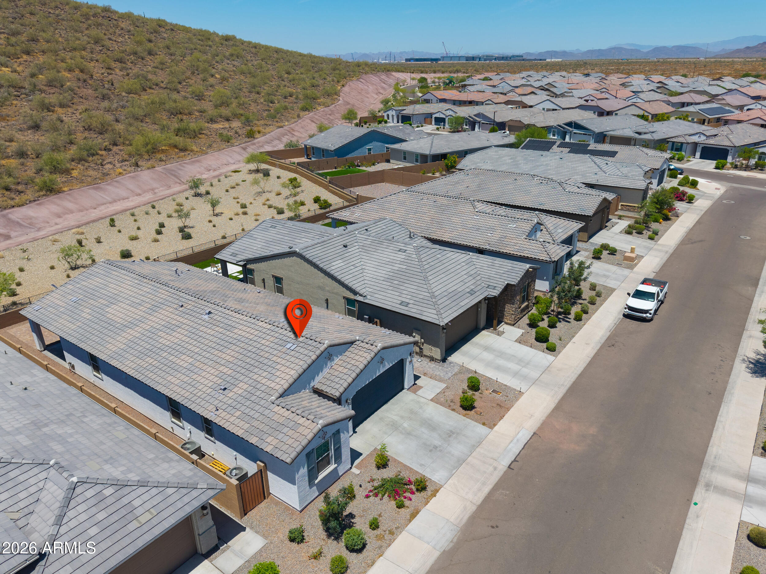 MIDDLE VISTAS - Residential