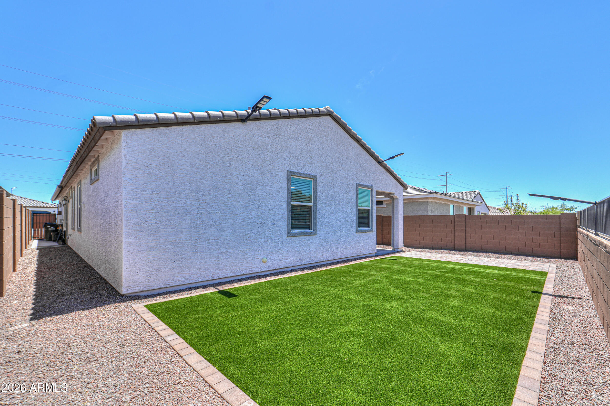 MIDDLE VISTAS - Residential