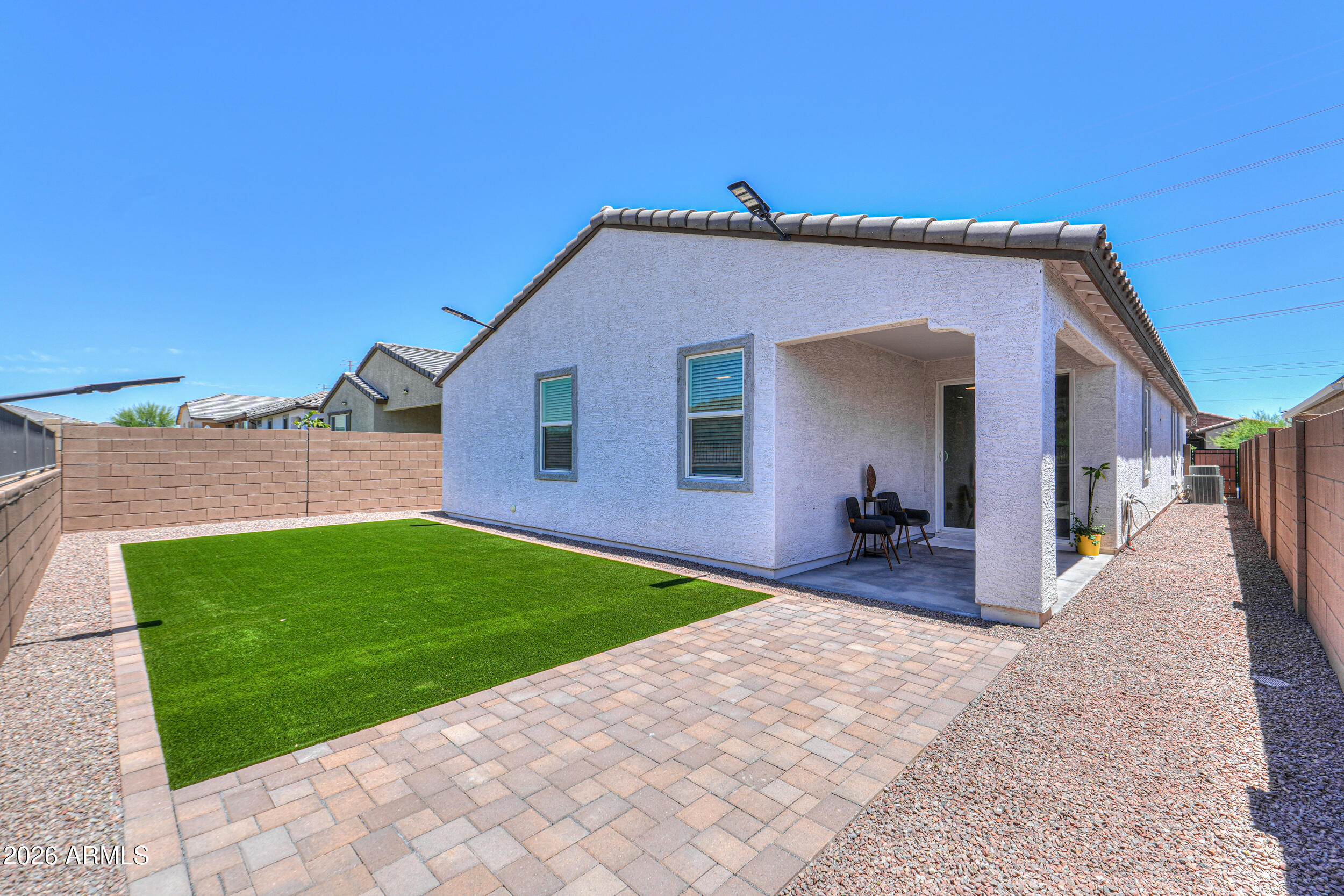 MIDDLE VISTAS - Residential