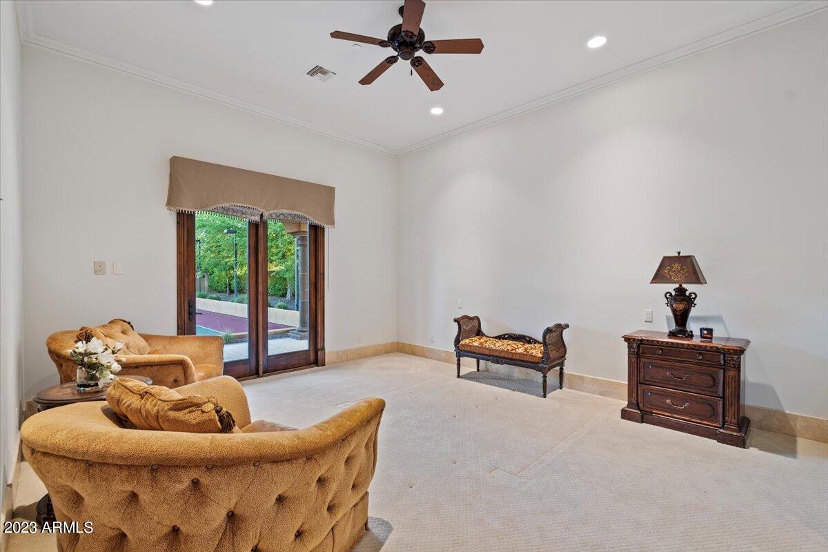 CASA DE SUNRISE - Residential