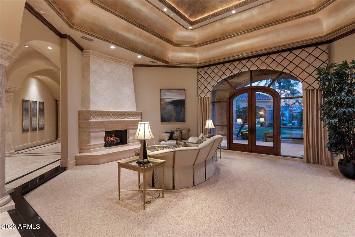 CASA DE SUNRISE - Residential