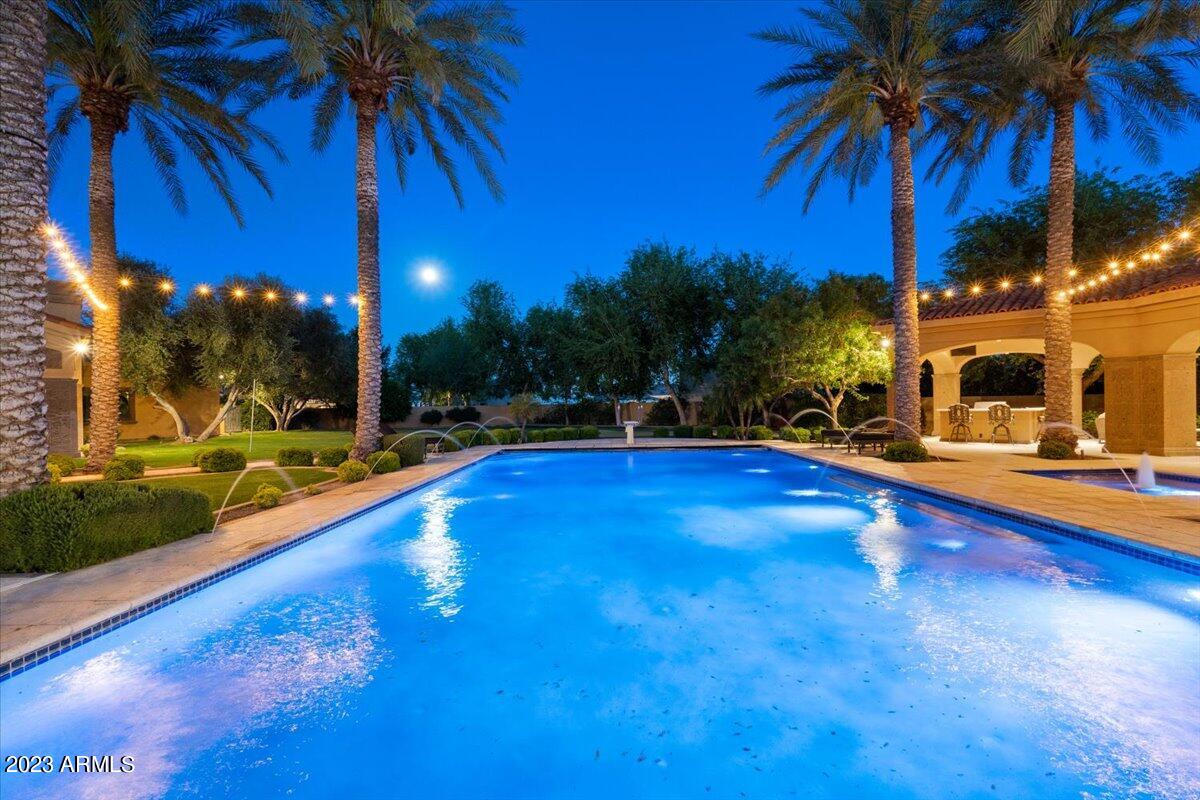 CASA DE SUNRISE - Residential