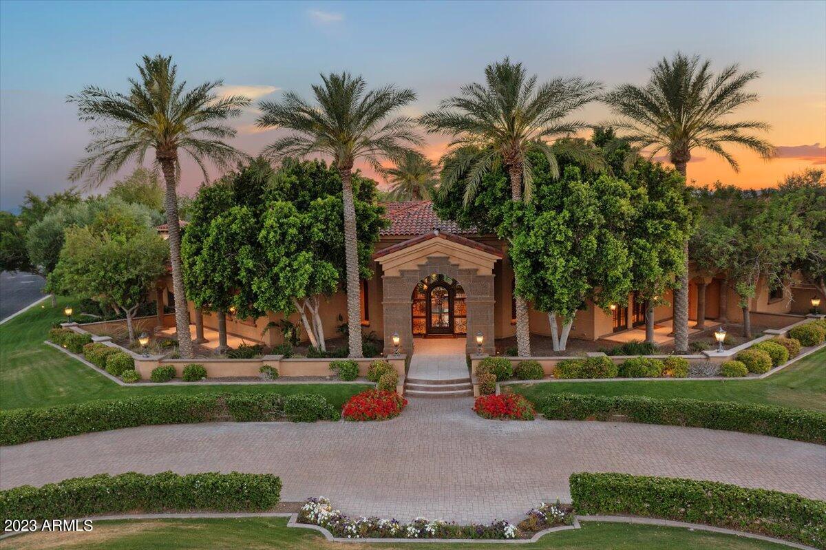 CASA DE SUNRISE - Residential