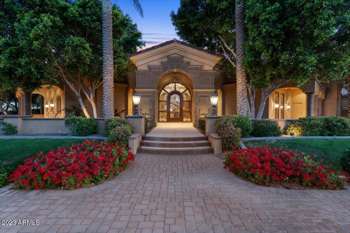 CASA DE SUNRISE - Residential