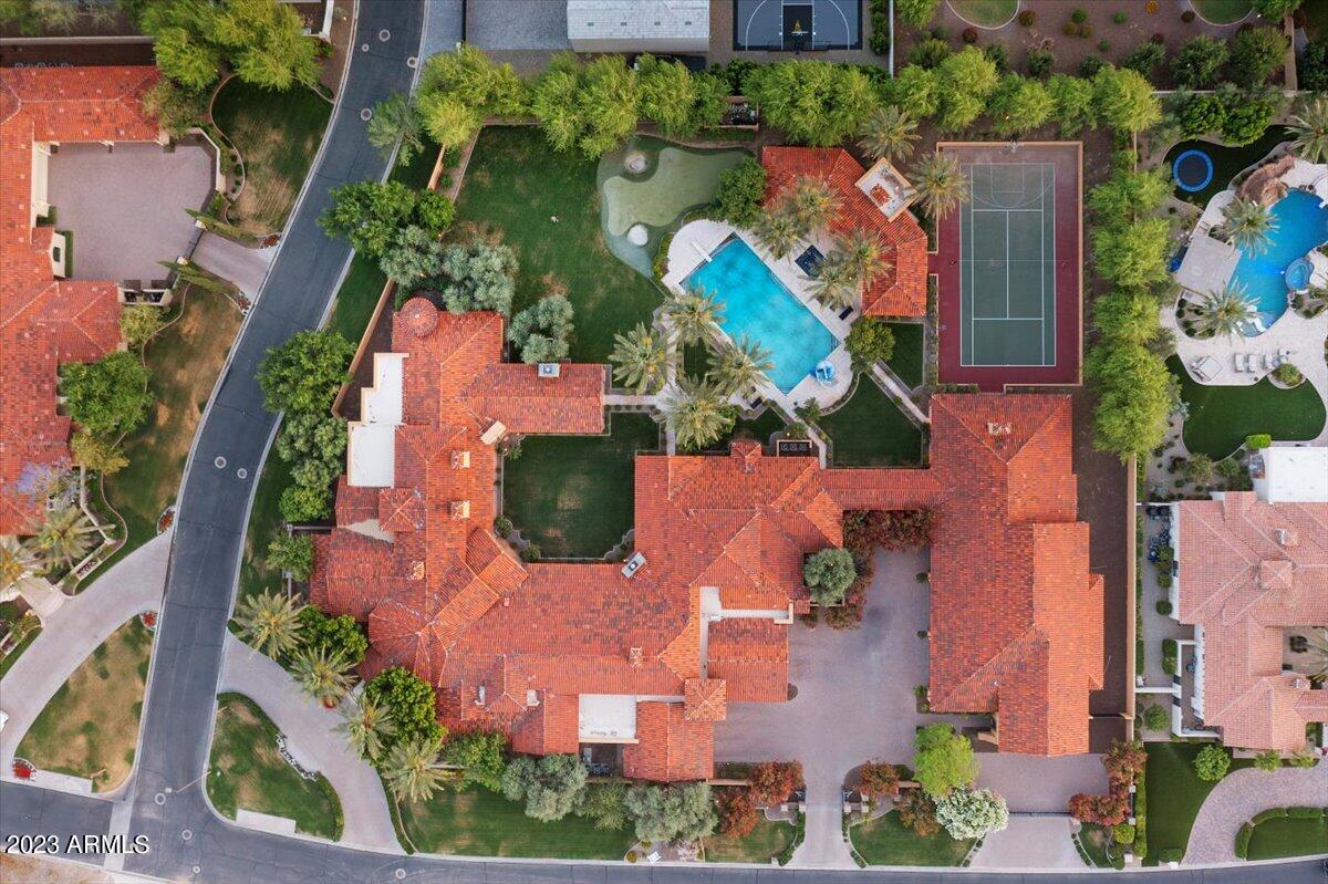 CASA DE SUNRISE - Residential