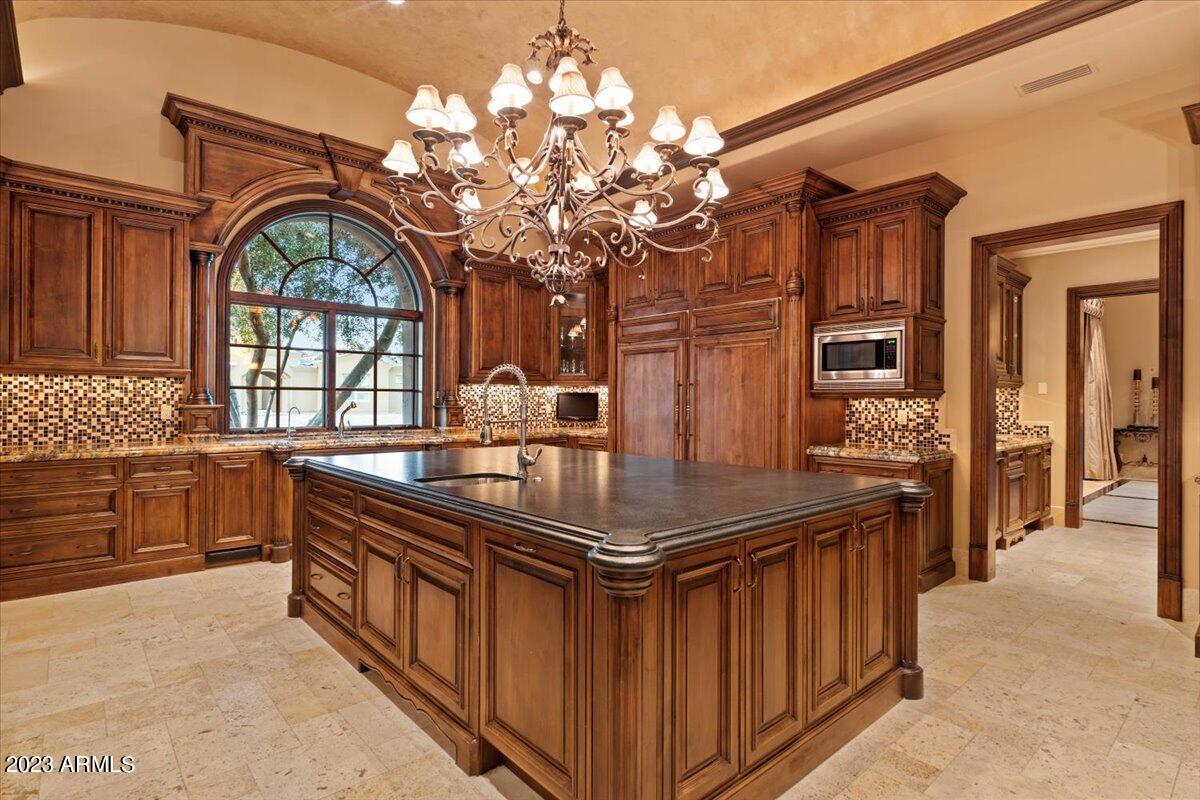 CASA DE SUNRISE - Residential