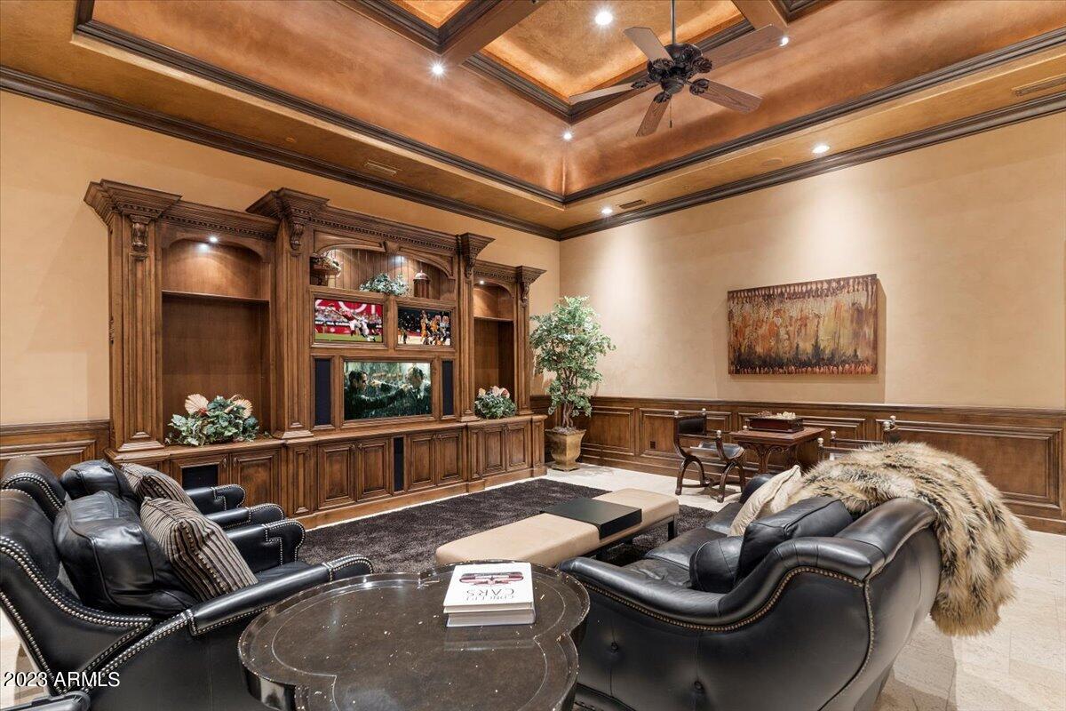 CASA DE SUNRISE - Residential