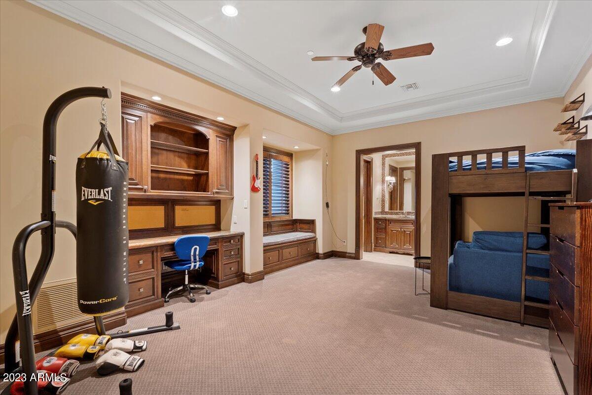 CASA DE SUNRISE - Residential