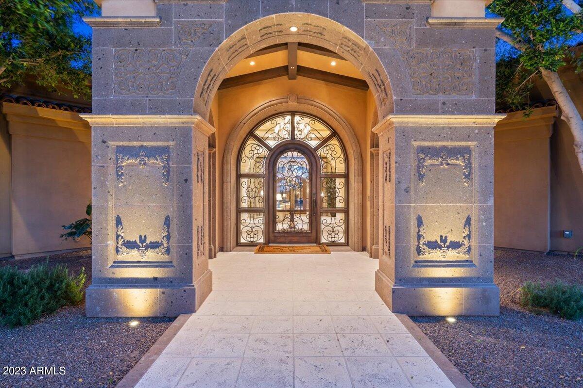 CASA DE SUNRISE - Residential