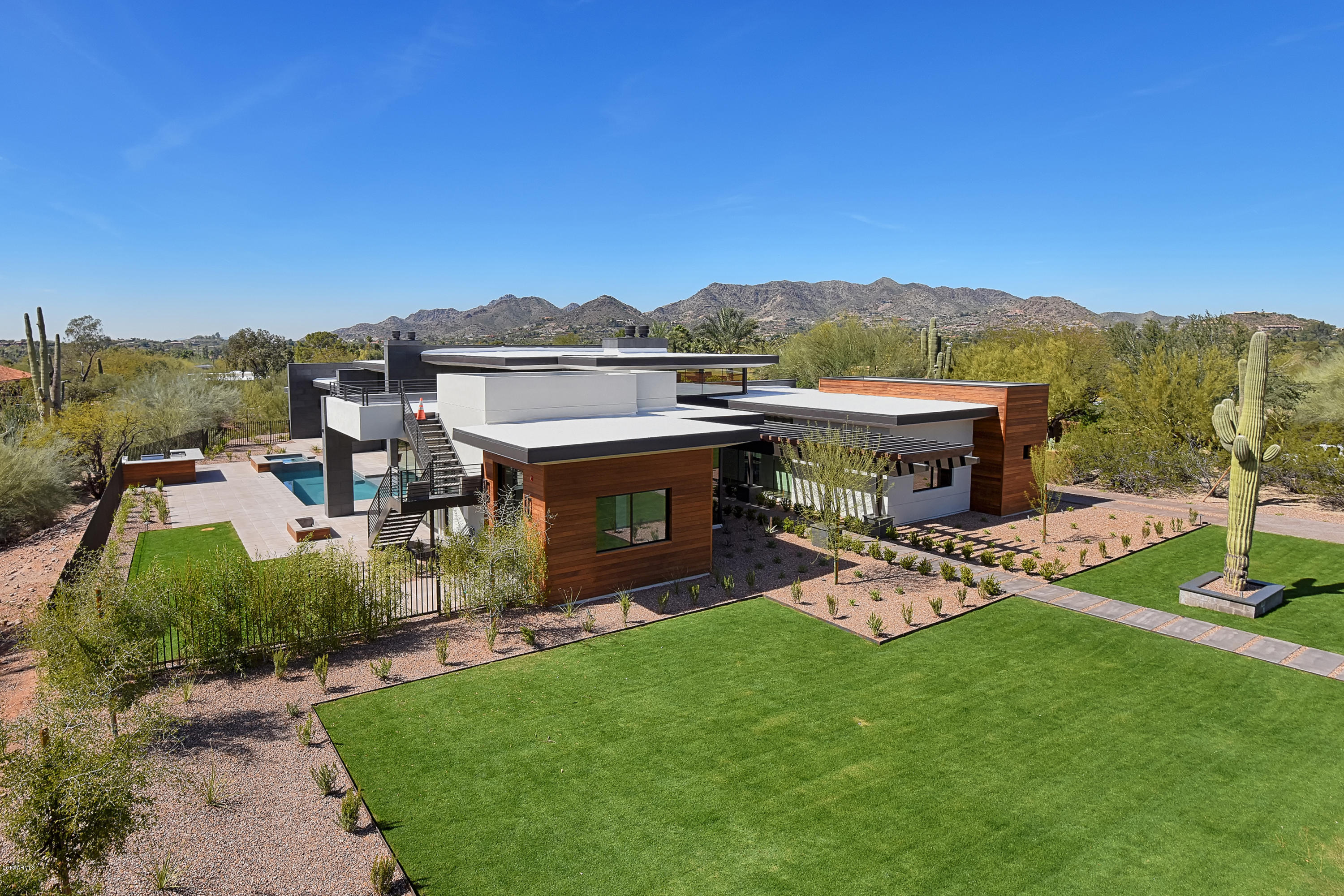 Paradise Valley - Residential