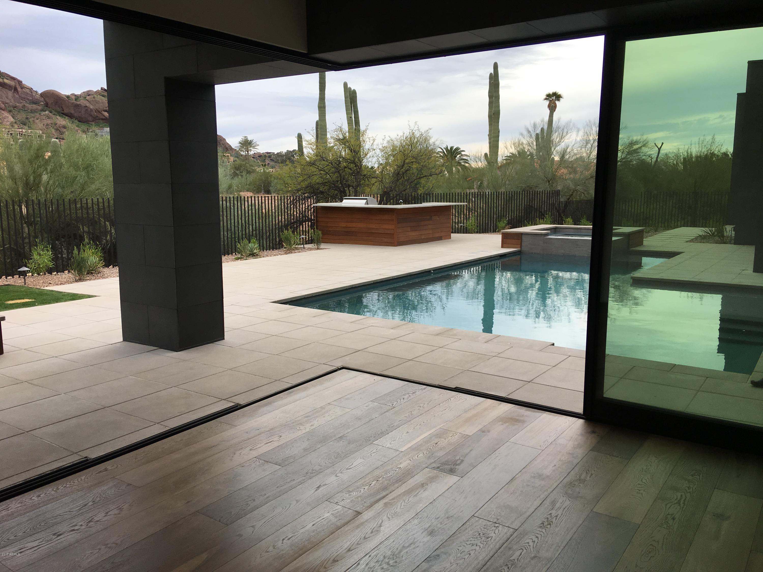 Paradise Valley - Residential