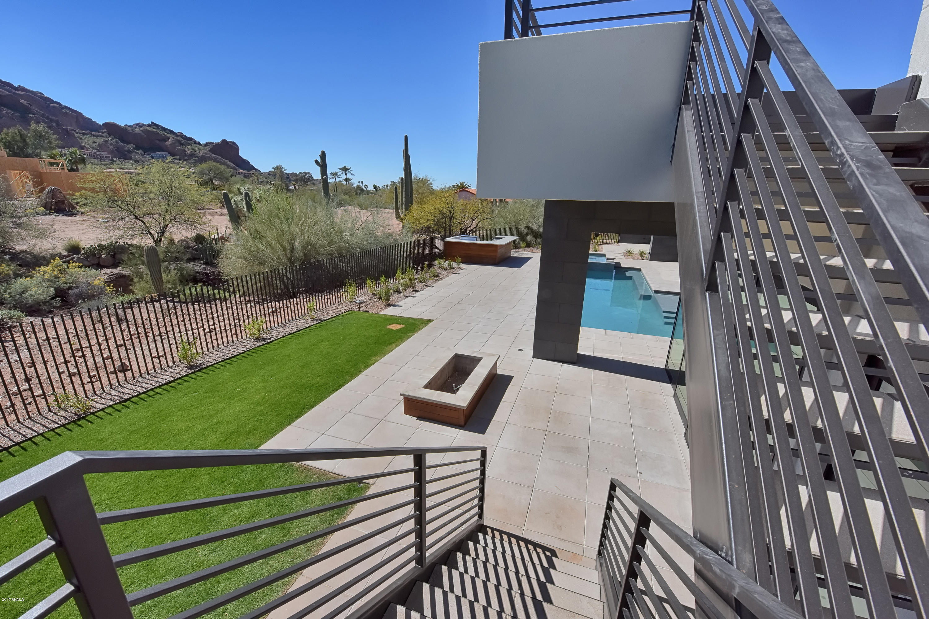 Paradise Valley - Residential