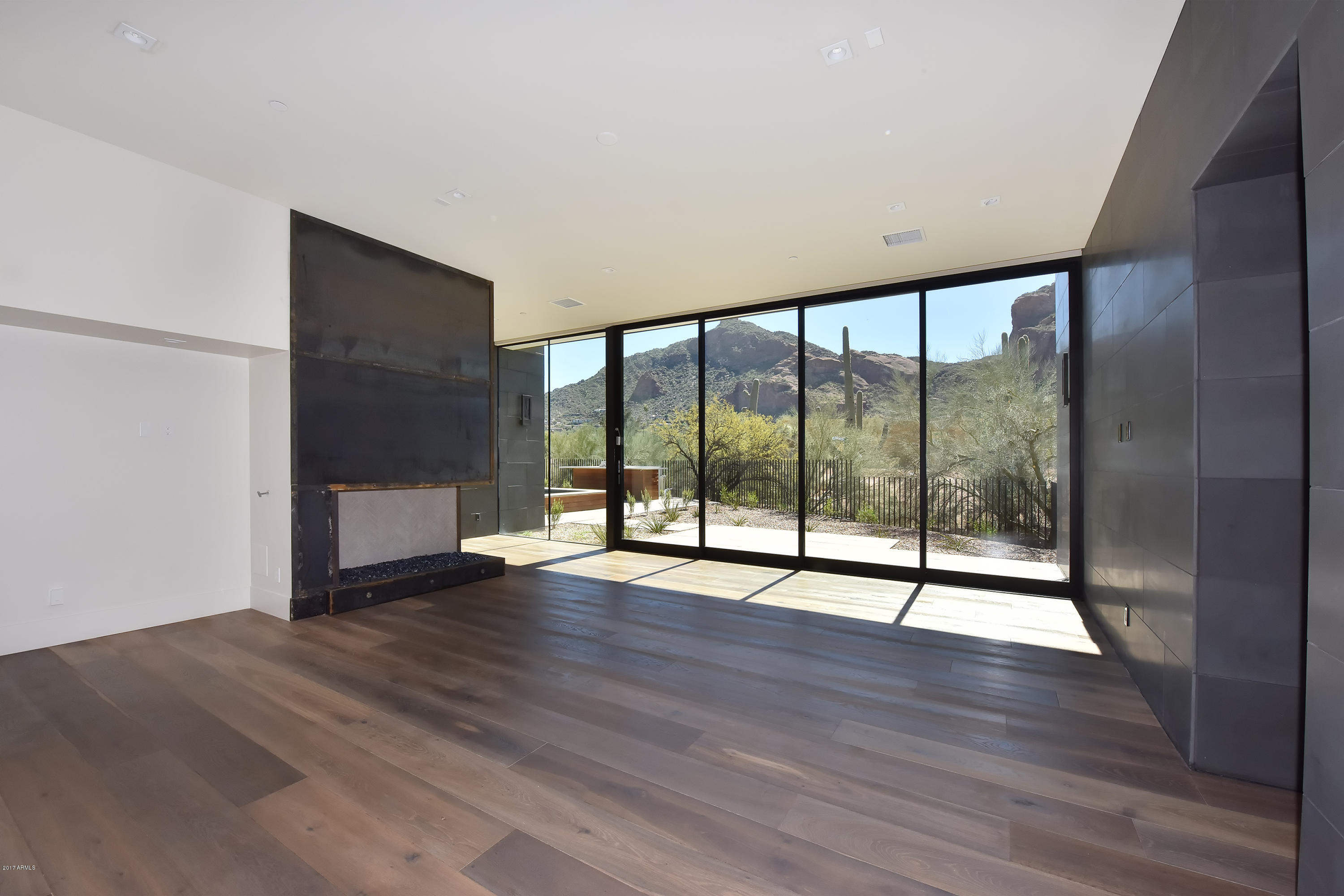 Paradise Valley - Residential