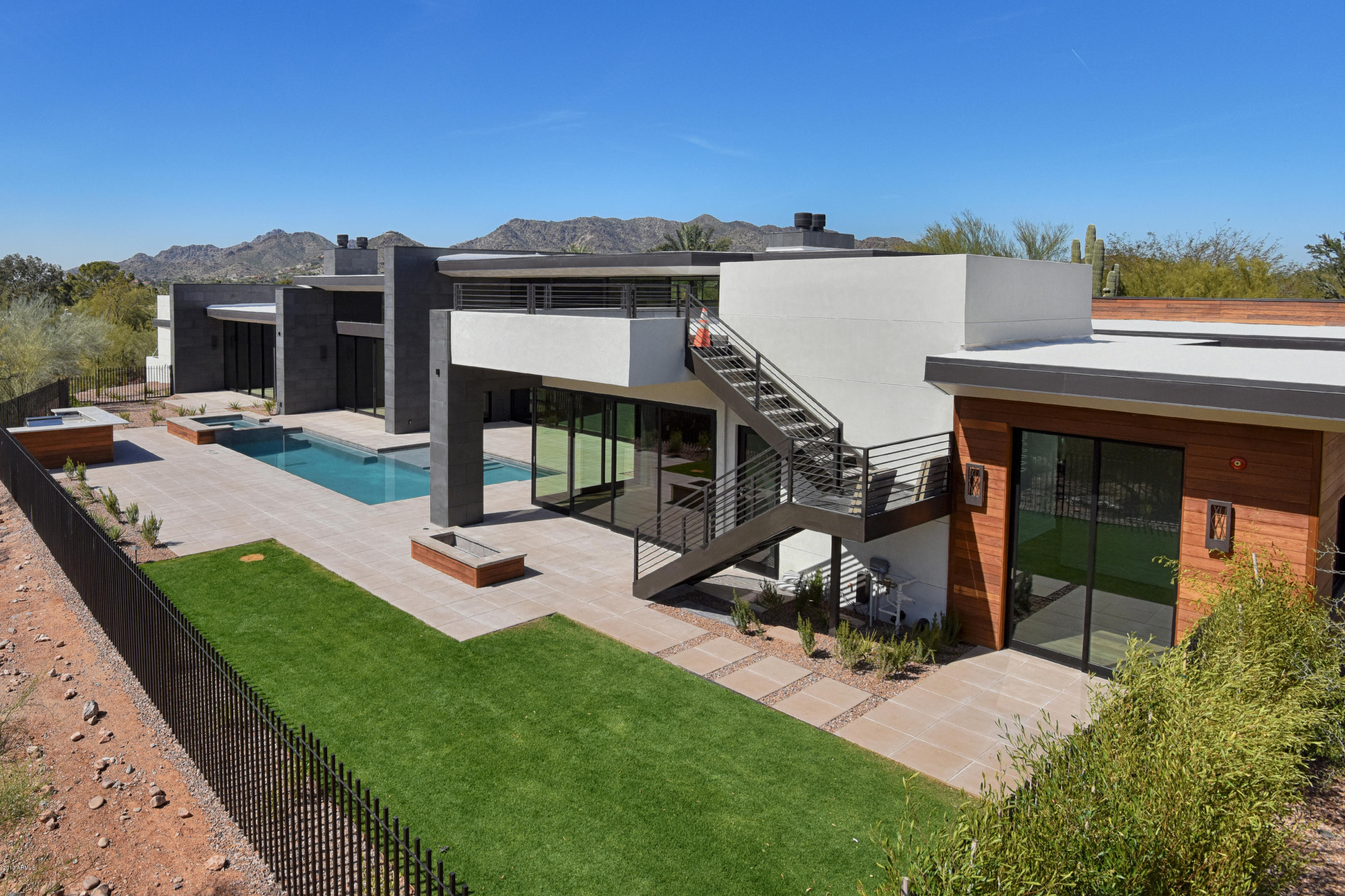 Paradise Valley - Residential